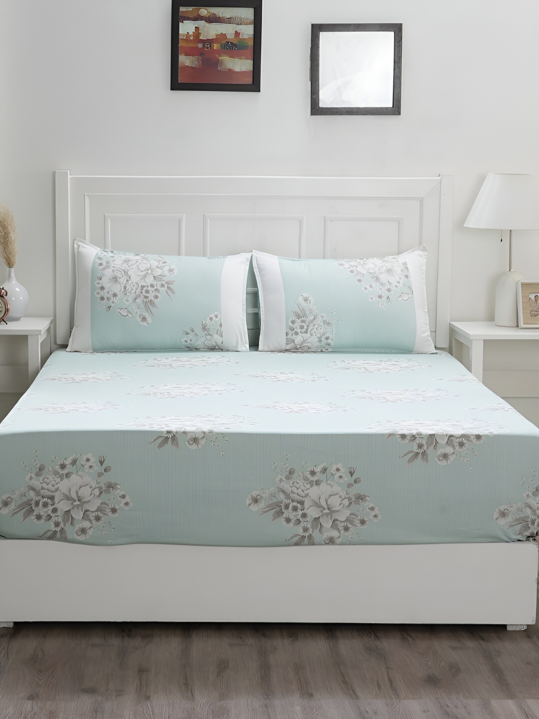 MASPAR Royal Botanic Blue Floral Cotton 200 TC Double Queen Bedsheet & 2 Pillow Covers
MASPAR Royal Botanic Blue Floral Cotton 200 TC Double Queen Bedsheet & 2 Pillow Covers