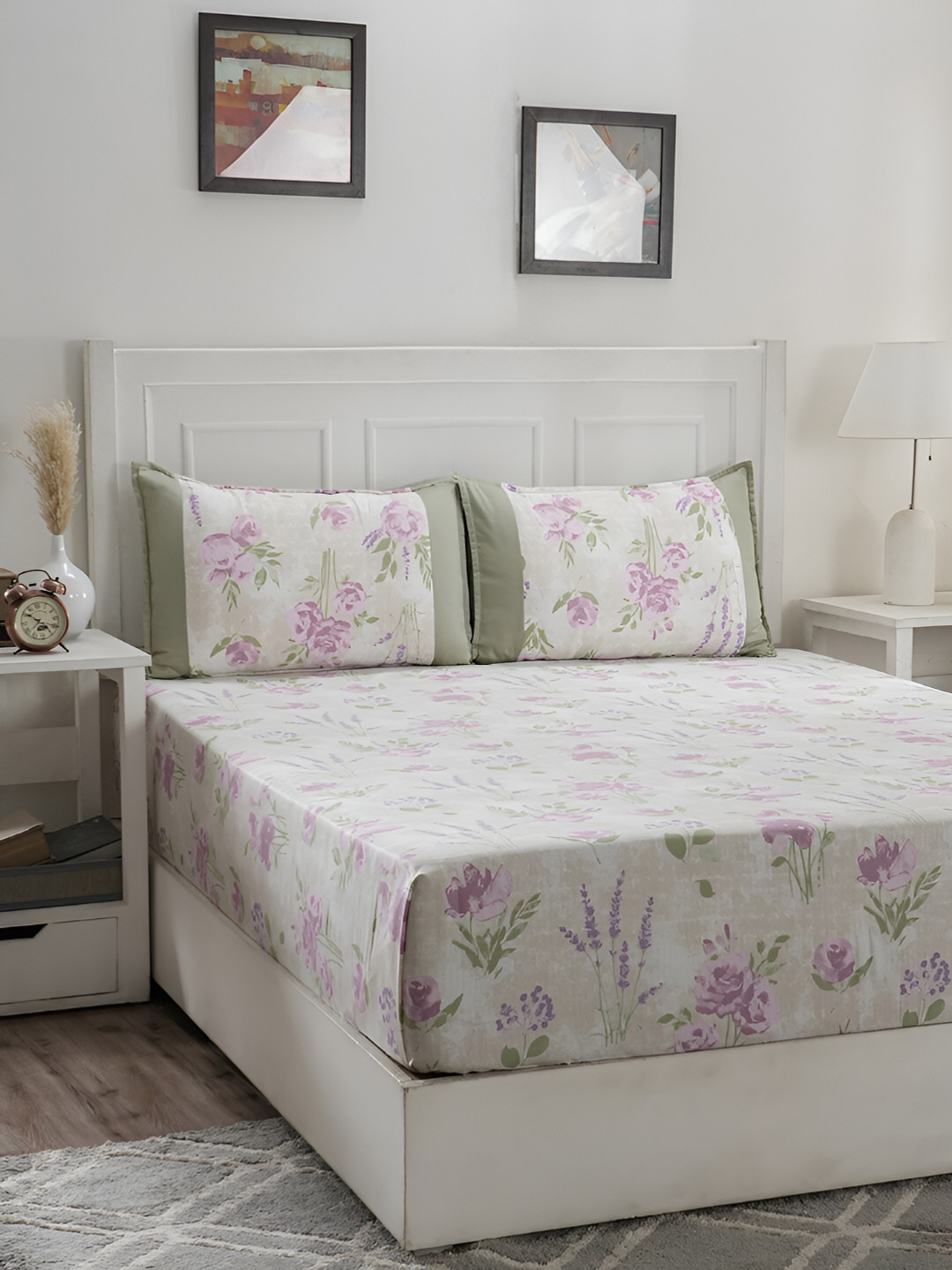MASPAR Optimist Bloom White Printed 200 TC Cotton Double Queen Bedsheet & 2 Pillow Covers
MASPAR Optimist Bloom White Printed 200 TC Cotton Double Queen Bedsheet & 2 Pillow Covers