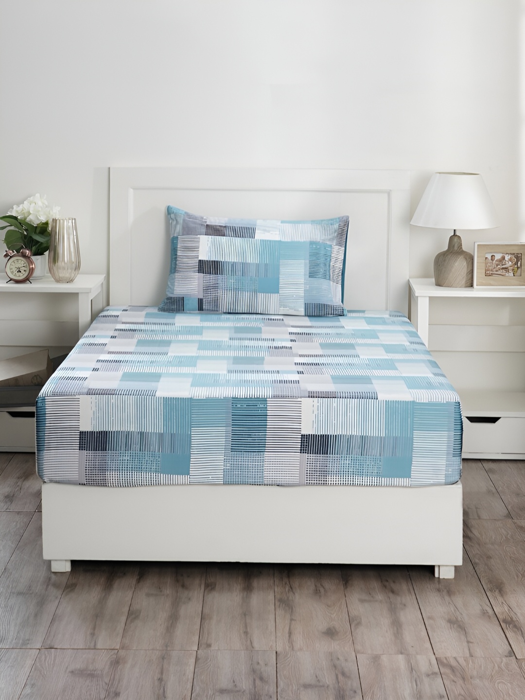 MASPAR Enchanted Harmony Blue Abstract Printed 300TC Cotton Single Bedsheet & Pillow Cover
MASPAR Enchanted Harmony Blue Abstract Printed 300TC Cotton Single Bedsheet & Pillow Cover