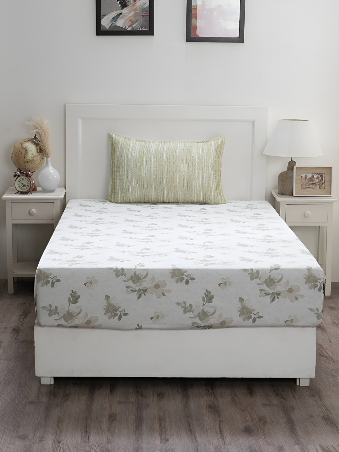 MASPAR Optimist Bloom White & Green Printed 300TC Cotton Single Bedsheet & Pillow Cover
MASPAR Optimist Bloom White & Green Printed 300TC Cotton Single Bedsheet & Pillow Cover