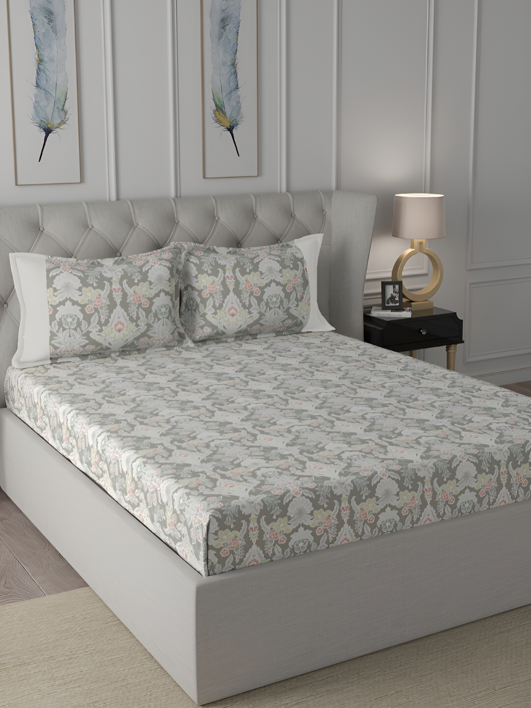 MASPAR Regency Grey & Red Floral Printed 144TC Cotton Single Bedsheet & Pillow Cover
MASPAR Regency Grey & Red Floral Printed 144TC Cotton Single Bedsheet & Pillow Cover