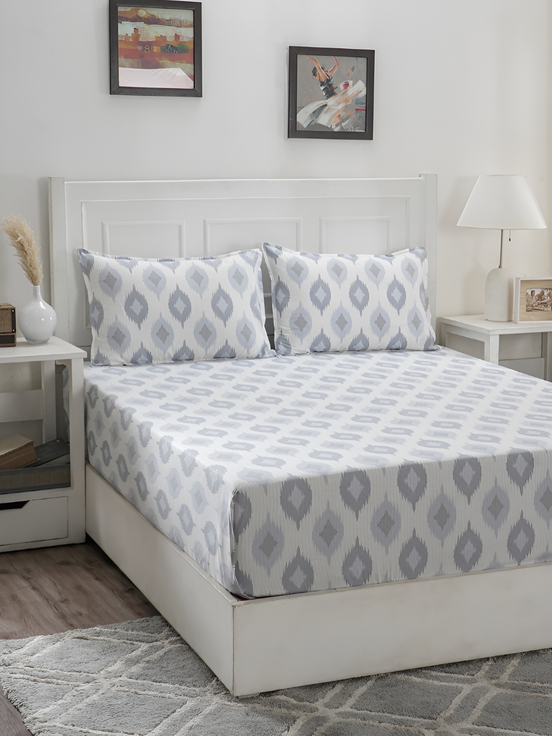 MASPAR Optimist Bloom Blue Geometric Printed 144TC Cotton King Bedsheet & 2 Pillow Covers
MASPAR Optimist Bloom Blue Geometric Printed 144TC Cotton King Bedsheet & 2 Pillow Covers