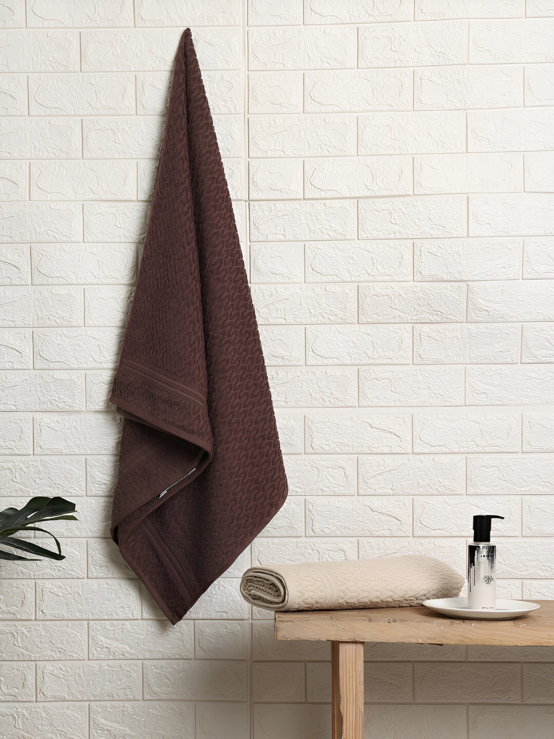 SPACES Brown & Beige 2 Pieces Cotton 400 GSM Bath Towels 
SPACES Brown & Beige 2 Pieces Cotton 400 GSM Bath Towels