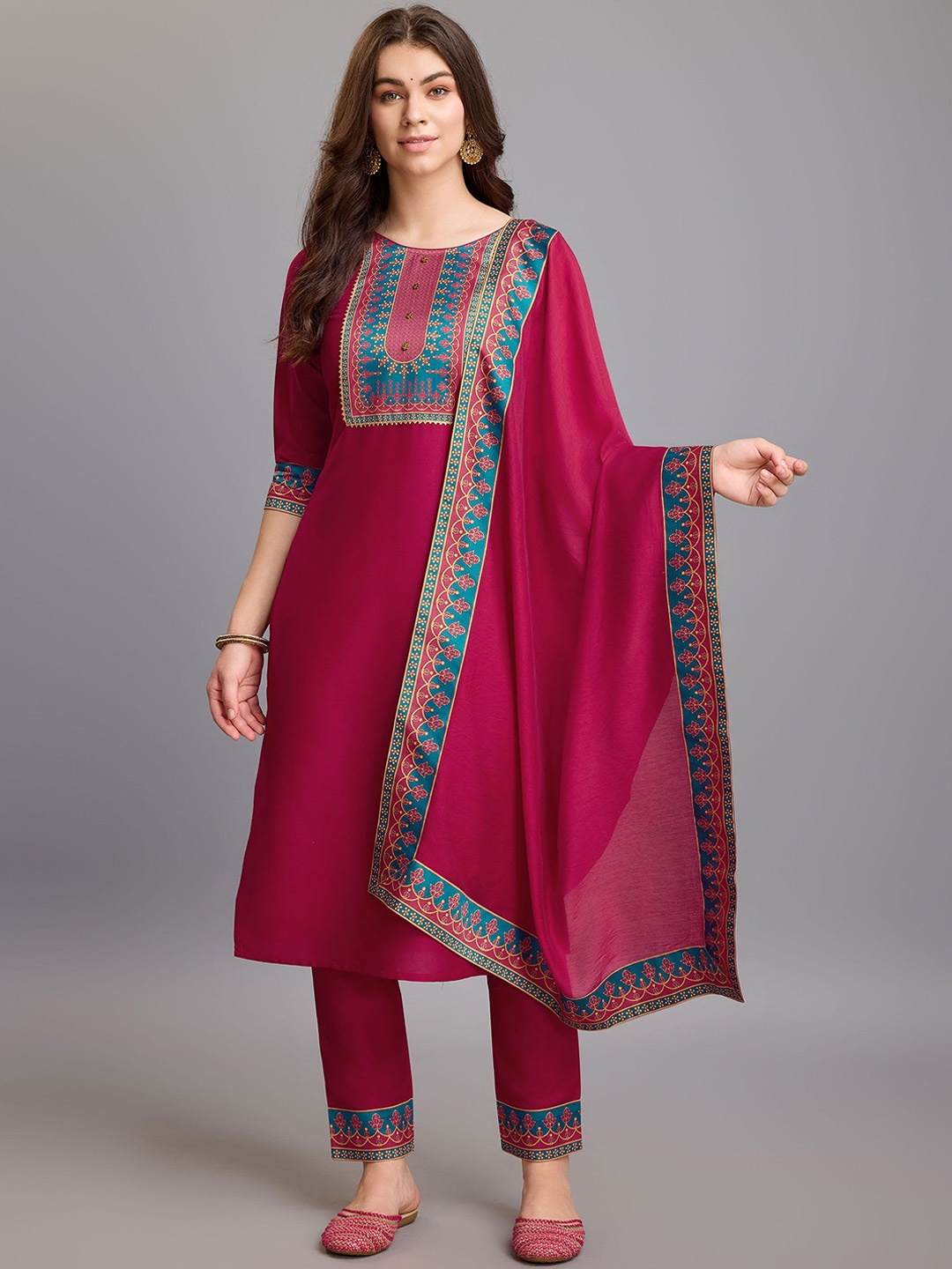 MOJILAA Ethnic Motifs Printed Round Neck Three-Quarter Sleeves Gotta Patti Kurta Set, Fuchsia
MOJILAA Ethnic Motifs Printed Round Neck Three-Quarter Sleeves Gotta Patti Kurta Set, Fuchsia