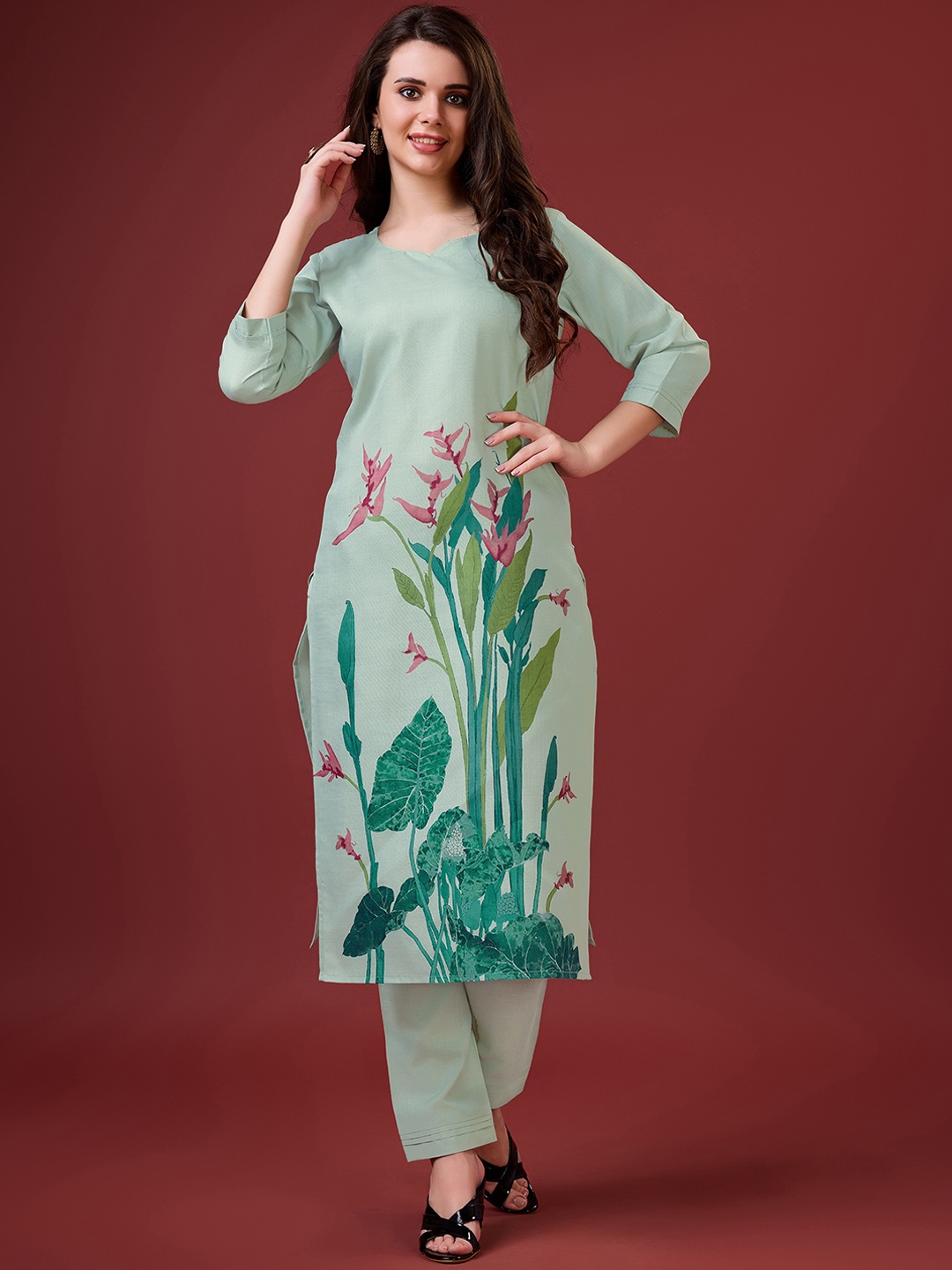 MOJILAA Floral Printed Round Neck Three-Quarter Sleeves Linen Kurta with Trousers, Sea green
MOJILAA Floral Printed Round Neck Three-Quarter Sleeves Linen Kurta with Trousers, Sea green