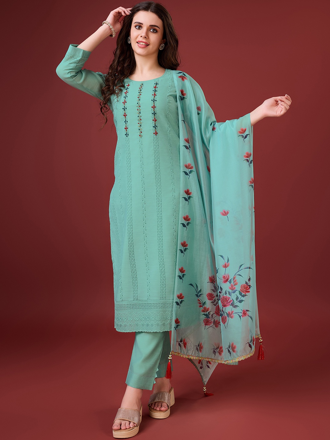 MOJILAA Ethnic Motifs Embroidered Chikankari Chanderi Silk Kurta With Trousers & Dupatta, Sea green
MOJILAA Ethnic Motifs Embroidered Chikankari Chanderi Silk Kurta With Trousers & Dupatta, Sea green