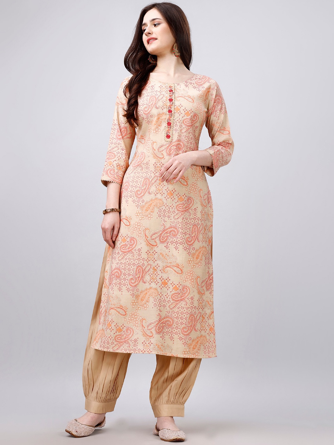 MOJILAA Paisley Printed Round Neck Three-Quarter Sleeves Gotta Patti Kurta with Salwar, Beige
MOJILAA Paisley Printed Round Neck Three-Quarter Sleeves Gotta Patti Kurta with Salwar, Beige