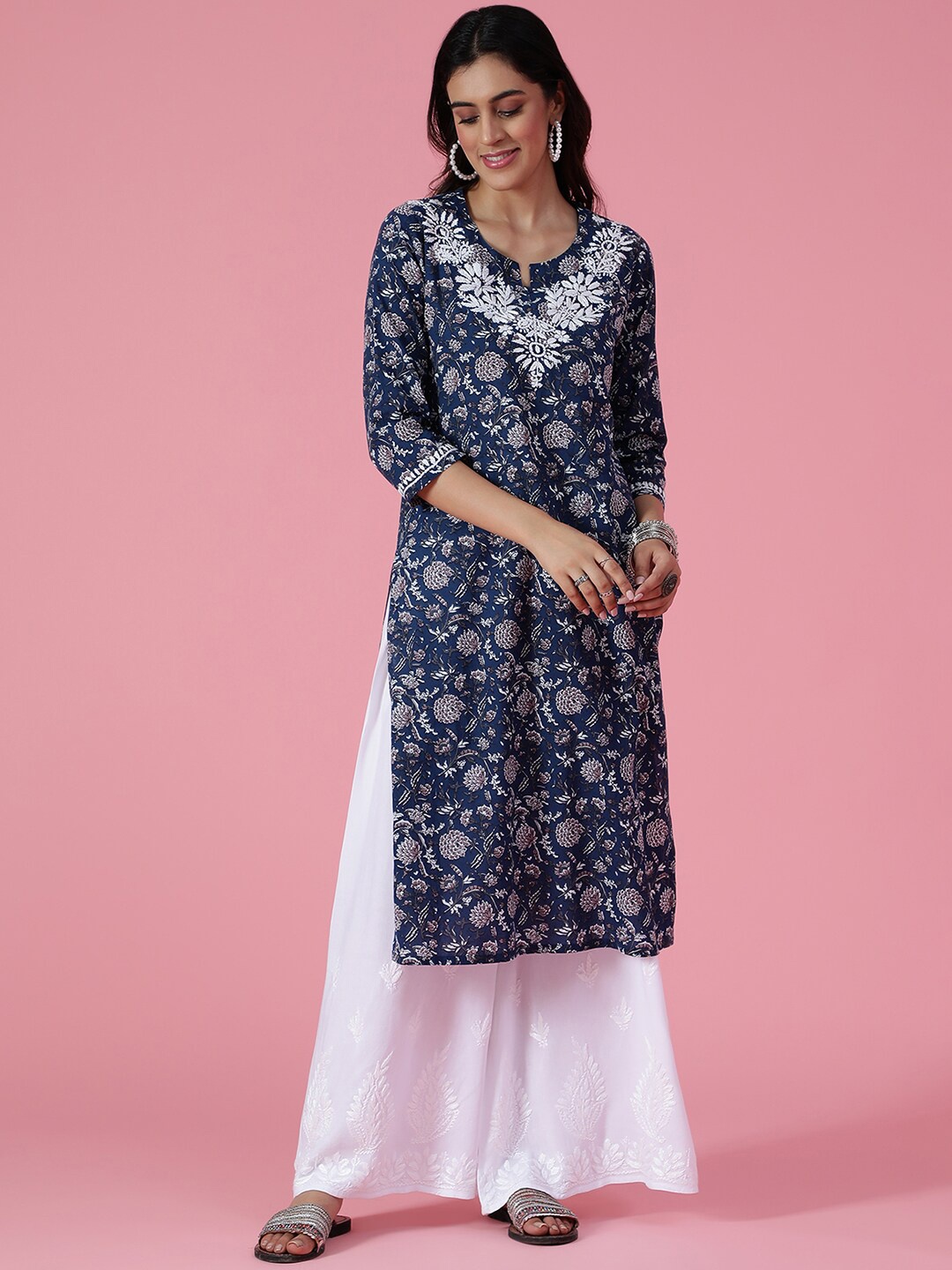 House of Chikankari Floral Yoke Design Keyhole Neck Flared Sleeves Cotton Kurta, Blue
House of Chikankari Floral Yoke Design Keyhole Neck Flared Sleeves Cotton Kurta, Blue