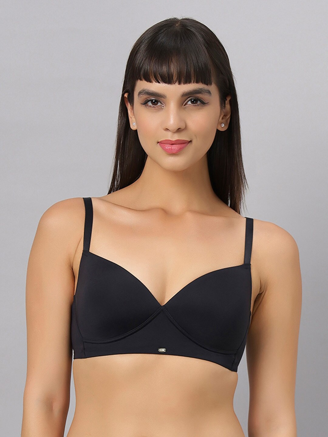 Soie Full Coverage Lightly Padded Seamless T-shirt Bra - All Day Comfort, Black
Soie Full Coverage Lightly Padded Seamless T-shirt Bra - All Day Comfort, Black