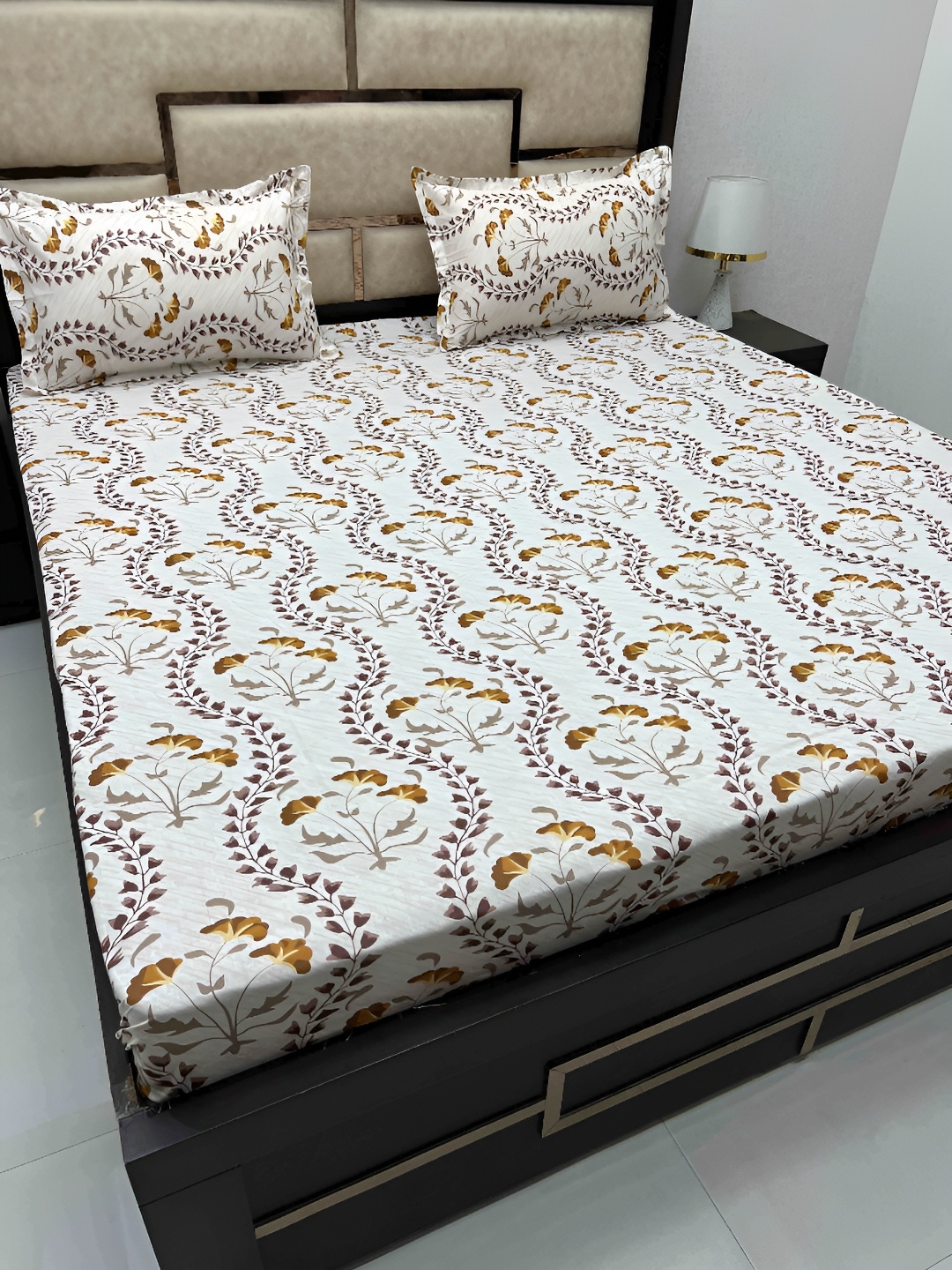 Pure Decor White & Mustard Floral 330 TC Pure Cotton King Bedsheet with 2 Pillow Covers
Pure Decor White & Mustard Floral 330 TC Pure Cotton King Bedsheet with 2 Pillow Covers