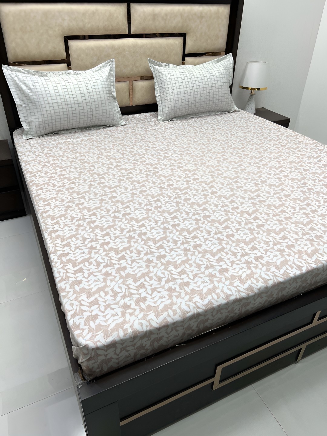 Pure Decor Cotton King Size Double Bed Bedsheet With 2 Pillow Covers 2.74m X 2.74m, Brown
Pure Decor Cotton King Size Double Bed Bedsheet With 2 Pillow Covers 2.74m X 2.74m, Brown