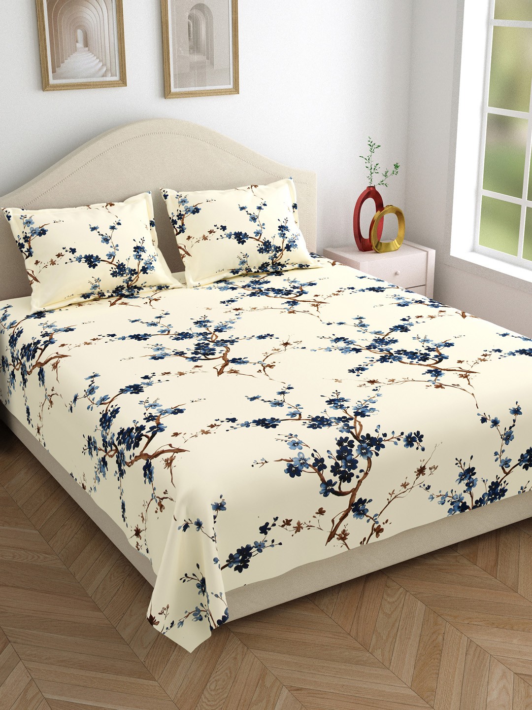DREAM WEAVERZ Teal & White Floral Cotton 220 TC Double Bedsheet with 2 Pillow Covers
DREAM WEAVERZ Teal & White Floral Cotton 220 TC Double Bedsheet with 2 Pillow Covers
