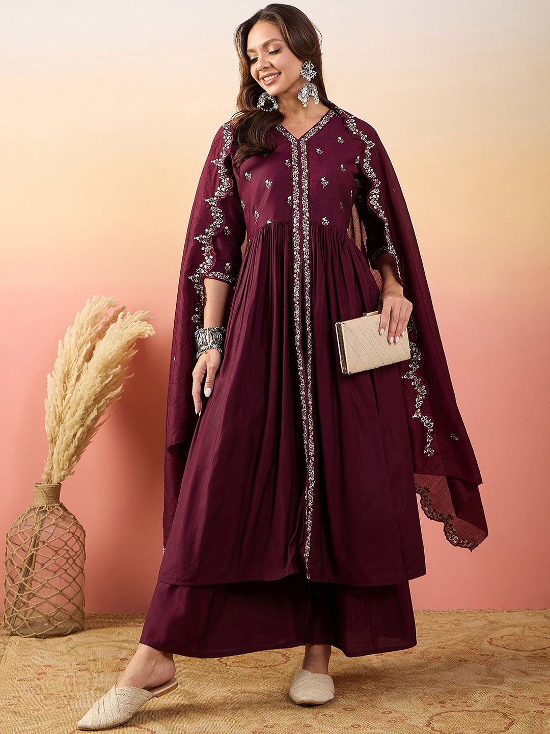Ariya Prints Ethnic Motifs Embroidered Thread Work Pure Silk Kurti With Palazzos & Dupatta, Maroon
Ariya Prints Ethnic Motifs Embroidered Thread Work Pure Silk Kurti With Palazzos & Dupatta, Maroon