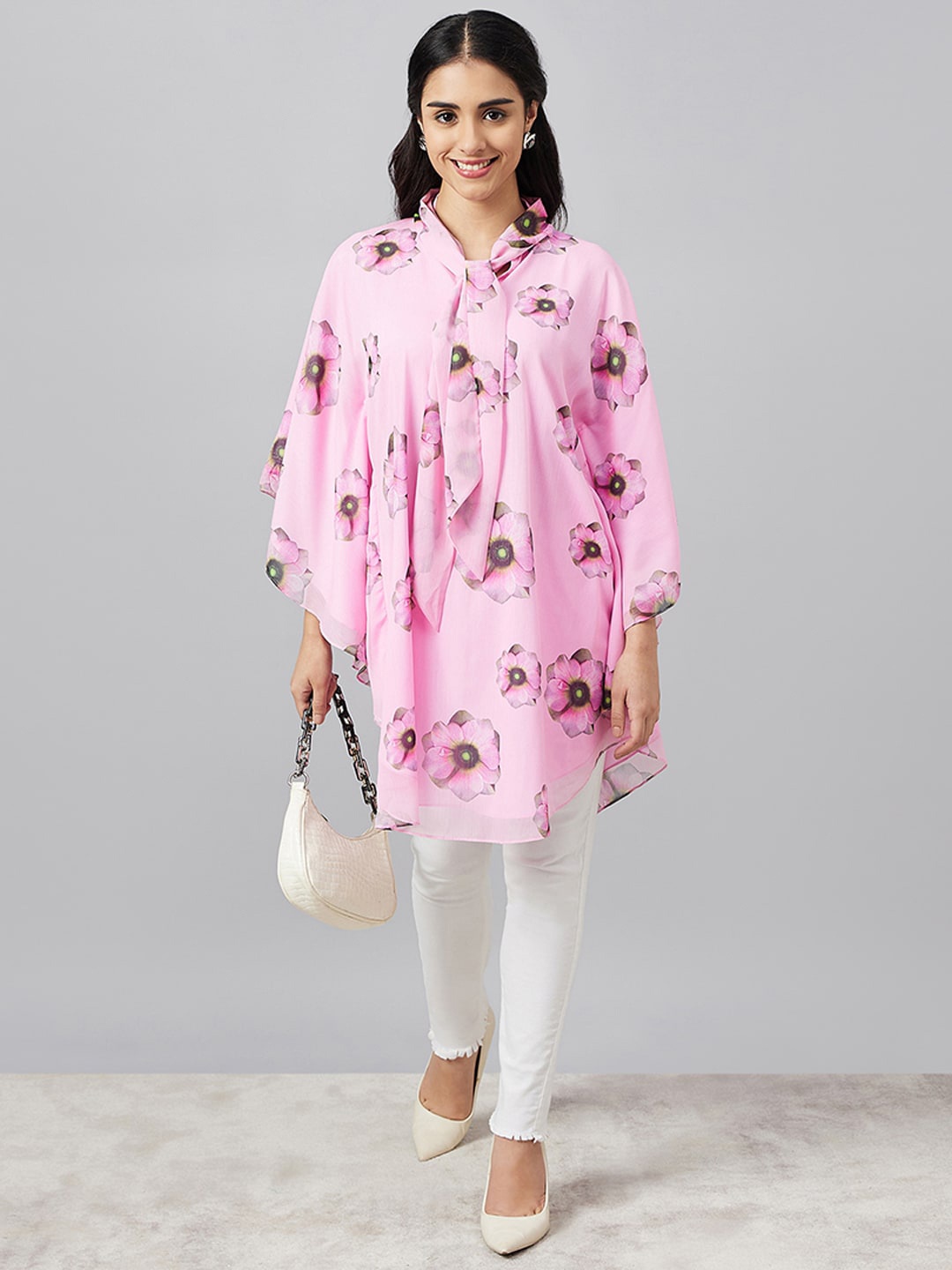 First Resort by Ramola Bachchan Floral Printed Kimono Sleeve Chiffon Kaftan Longline Top, Pink
First Resort by Ramola Bachchan Floral Printed Kimono Sleeve Chiffon Kaftan Longline Top, Pink