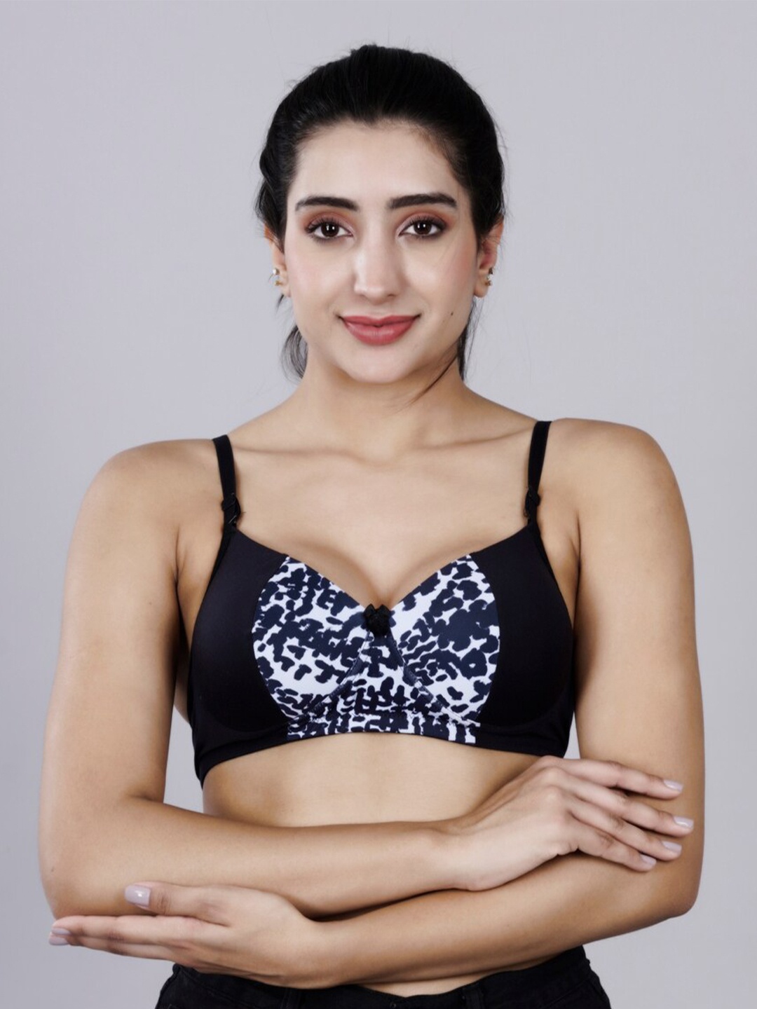 Herryqeal Abstract Printed Full Coverage Heavily Padded Everyday Bra- All Day Comfort, Black
Herryqeal Abstract Printed Full Coverage Heavily Padded Everyday Bra- All Day Comfort, Black
