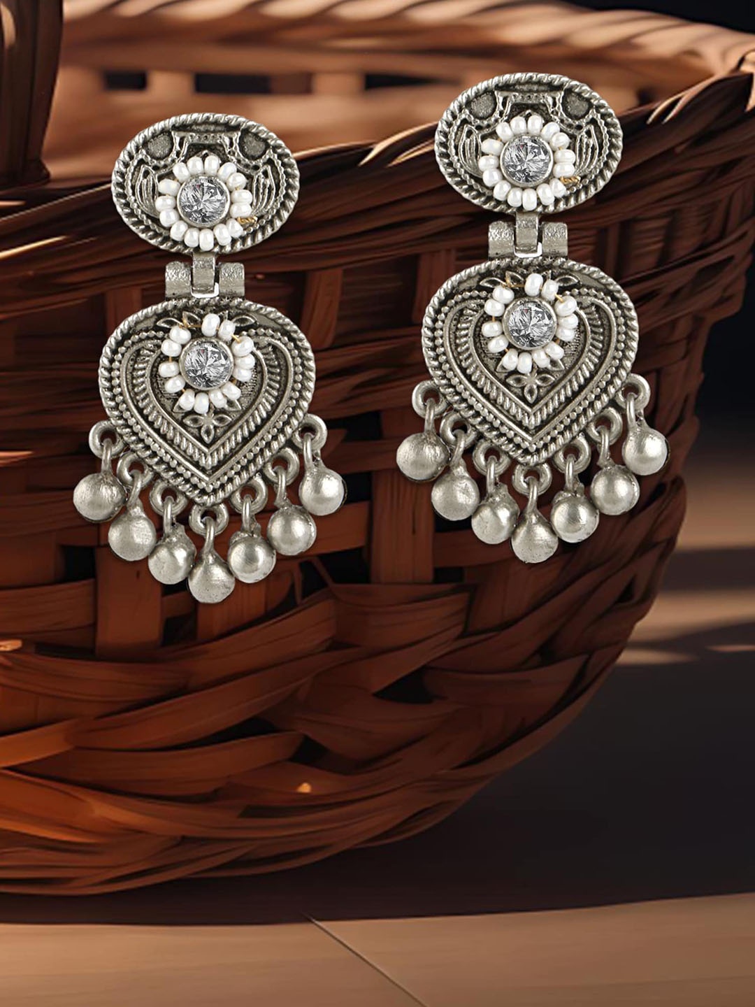 Adwitiya Collection Silver-Plated Stone-Studded & Beaded Classic Oxidised Drop Earrings
Adwitiya Collection Silver-Plated Stone-Studded & Beaded Classic Oxidised Drop Earrings