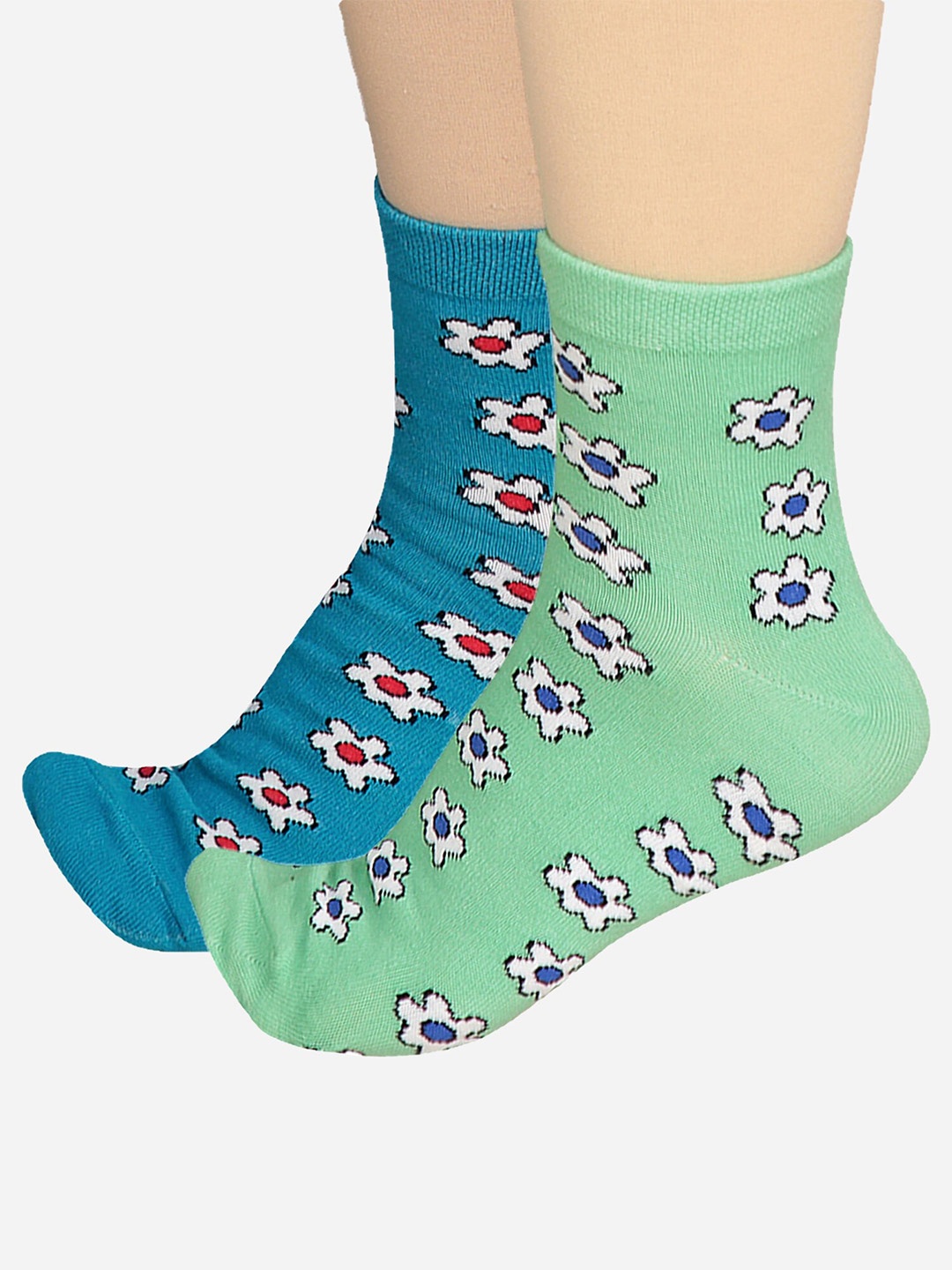 Bodycare Women Pack Of 2 Printed Cotton Anti-Bacterial Mid Calf Length Socks, Turquoise blue
Bodycare Women Pack Of 2 Printed Cotton Anti-Bacterial Mid Calf Length Socks, Turquoise blue