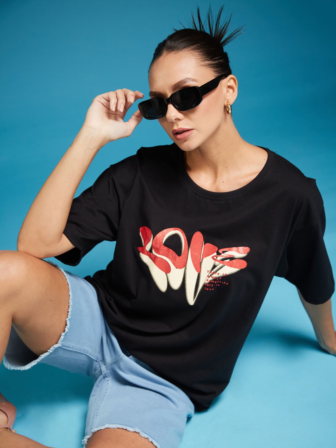 SMARTEES Typography Printed Drop-Shoulder Sleeves Cotton Oversized T-shirt, Black
SMARTEES Typography Printed Drop-Shoulder Sleeves Cotton Oversized T-shirt, Black