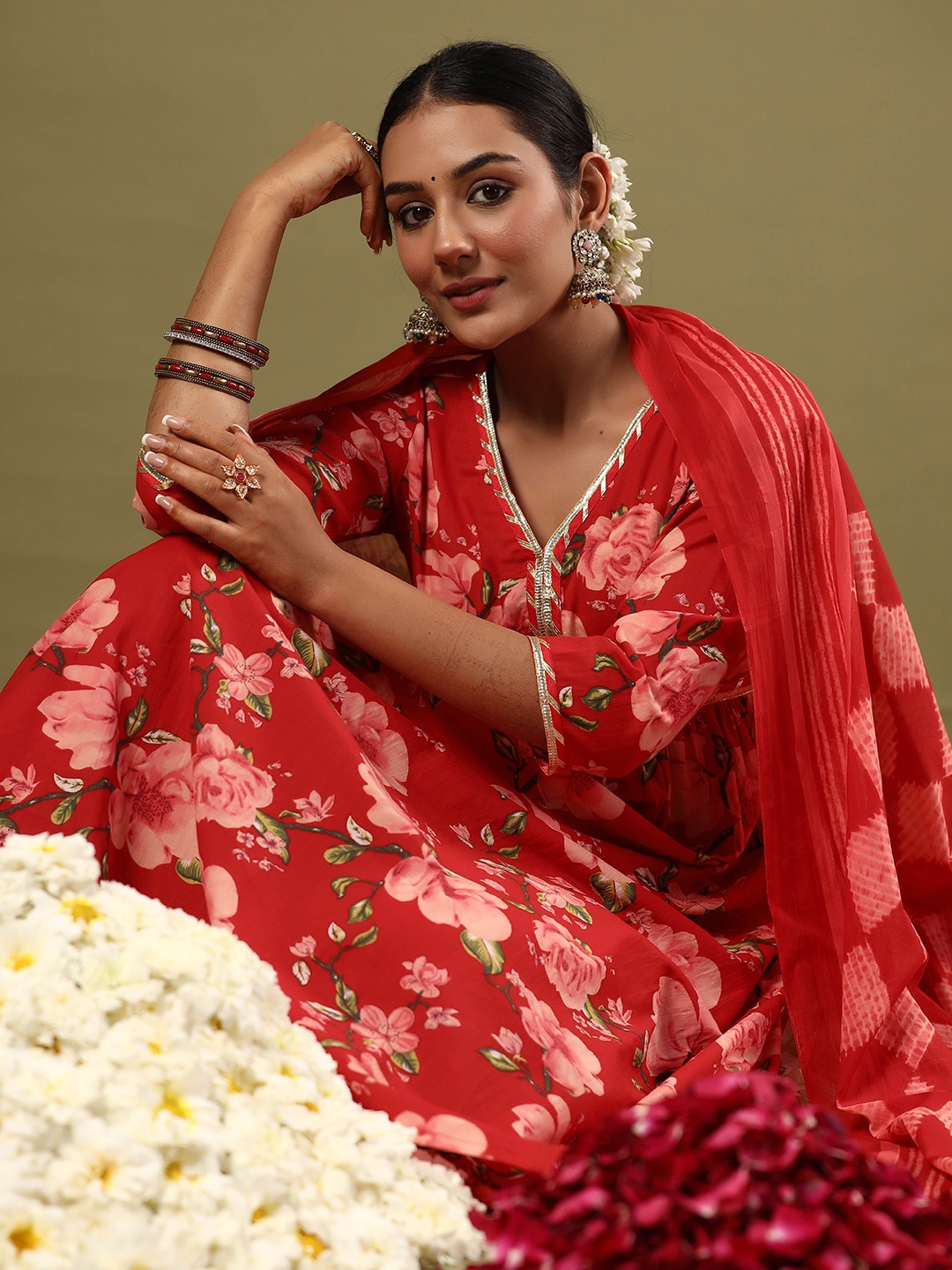 Indo Era Floral Printed Empire Gotta Patti Pure Cotton Kurta with Trousers & Dupatta, Red
Indo Era Floral Printed Empire Gotta Patti Pure Cotton Kurta with Trousers & Dupatta, Red