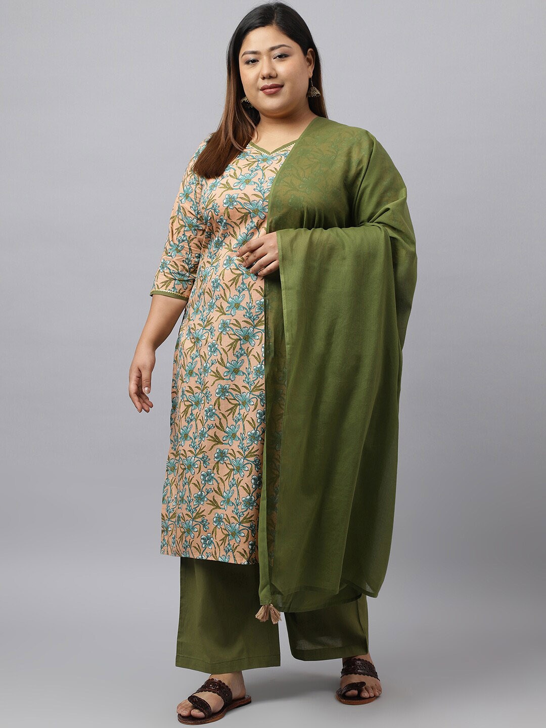 Janasya Plus Size Floral Printed Gotta Patti Pure Cotton Kurta with Palazzos & Dupatta, Peach
Janasya Plus Size Floral Printed Gotta Patti Pure Cotton Kurta with Palazzos & Dupatta, Peach