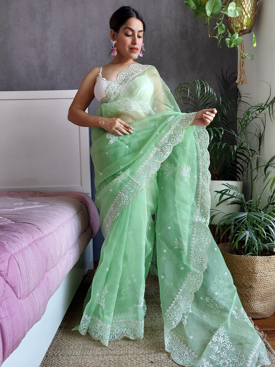 Anouk Green & White Floral Embroidered Organza Saree
Anouk Green & White Floral Embroidered Organza Saree