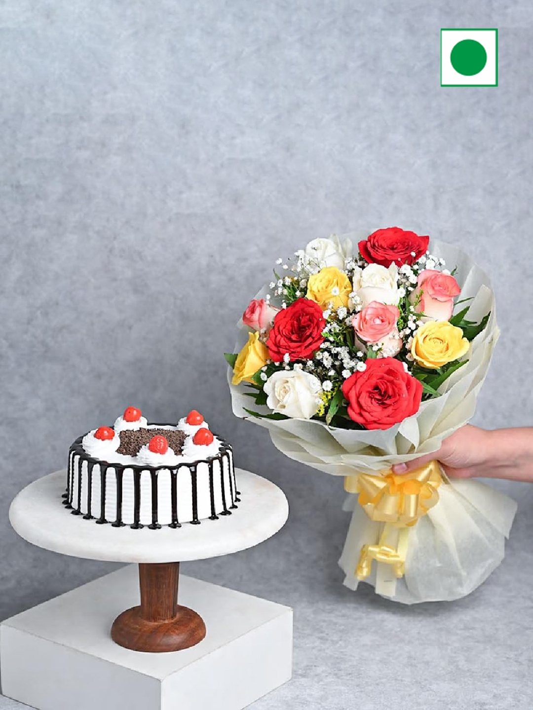 Floweraura Black Forest Flavour Eggless Round Cake 500gm With 12-Pcs Fresh Roses Bouquet, White
Floweraura Black Forest Flavour Eggless Round Cake 500gm With 12-Pcs Fresh Roses Bouquet, White