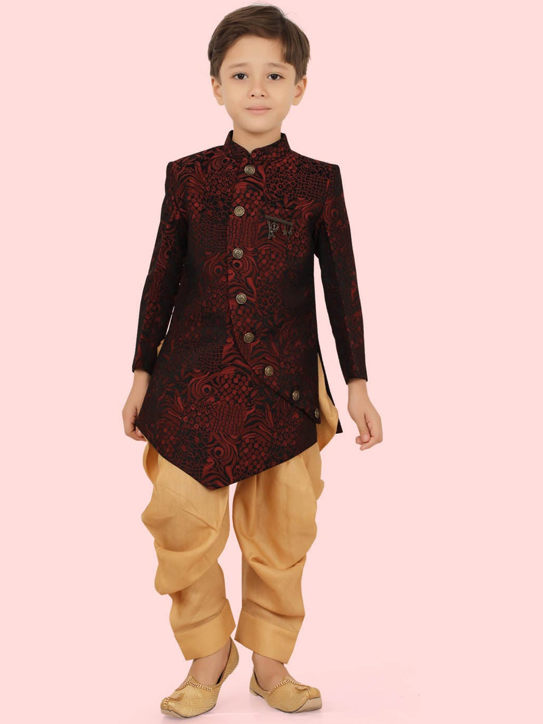 Ethniks Neu-Ron Boys Ethnic Motifs Printed Regular Kurta with Pyjamas, Maroon
Ethniks Neu-Ron Boys Ethnic Motifs Printed Regular Kurta with Pyjamas, Maroon