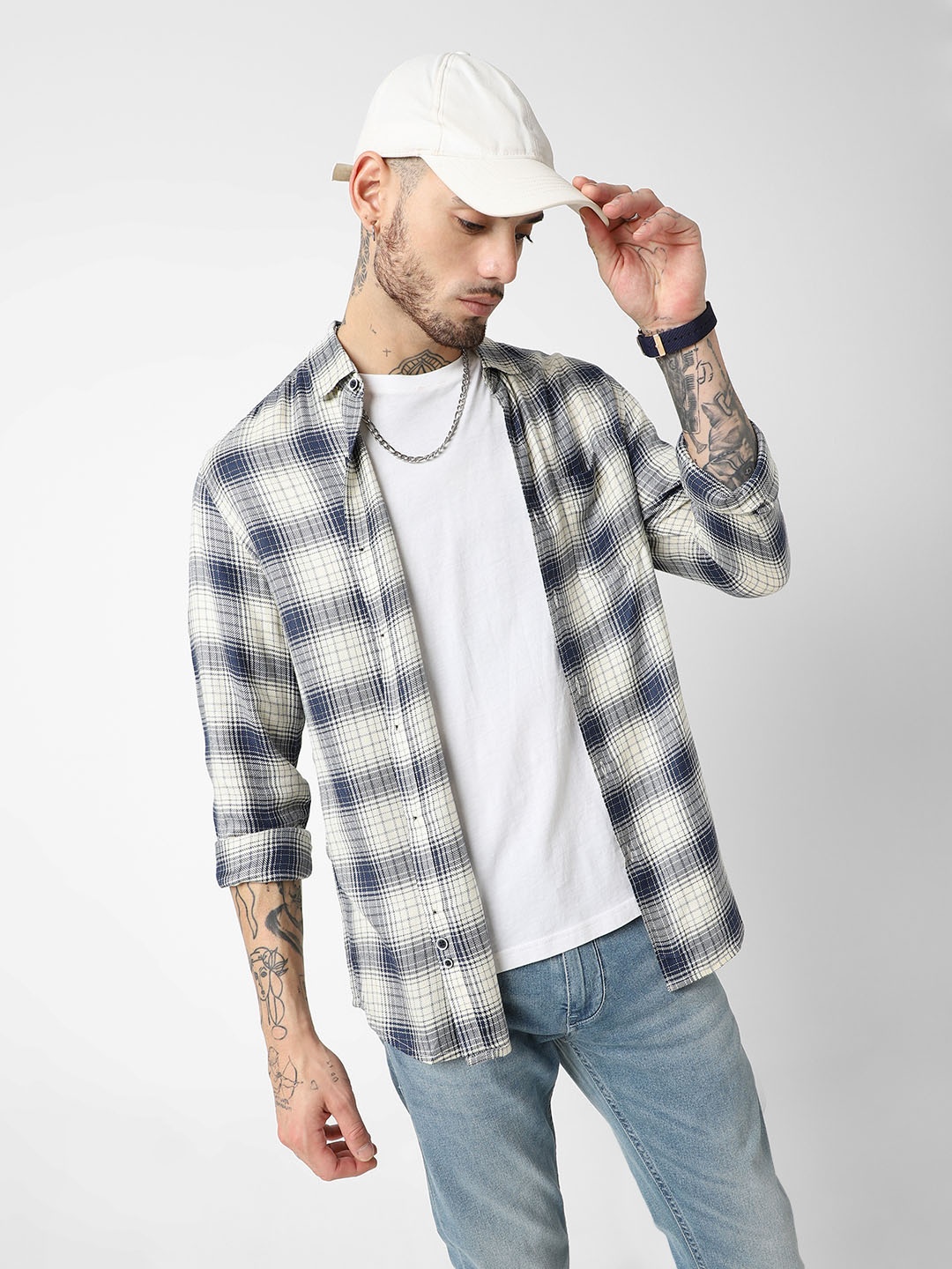 VASTRADO Classic Slim Fit Tartan Checks Long Sleeves Spread Collar Opaque Casual Shirt, Navy blue
VASTRADO Classic Slim Fit Tartan Checks Long Sleeves Spread Collar Opaque Casual Shirt, Navy blue