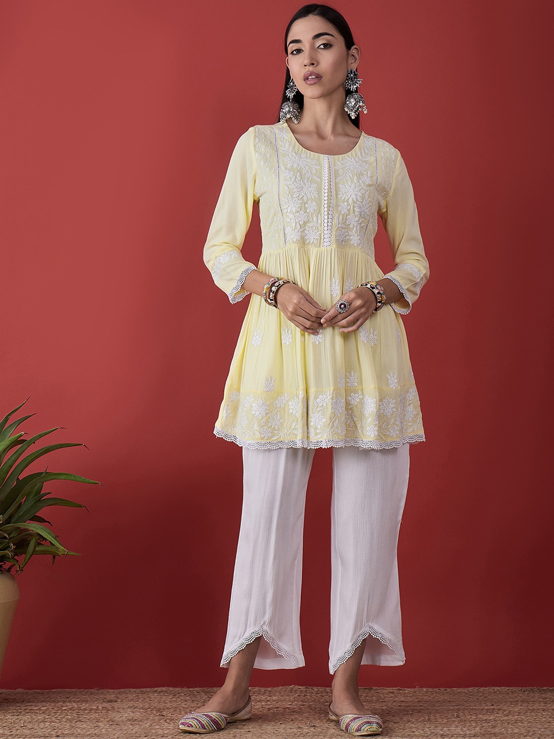 Anouk Round Neck Ethnic Motifs Embroidered Empire Thread Work Kurti with Dhoti Pant, Yellow
Anouk Round Neck Ethnic Motifs Embroidered Empire Thread Work Kurti with Dhoti Pant, Yellow