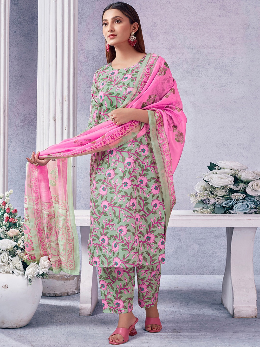 KALINI Floral Printed Round Neck Three-Quarter Sleeves Kurta with Trousers & With Dupatta, Green
KALINI Floral Printed Round Neck Three-Quarter Sleeves Kurta with Trousers & With Dupatta, Green