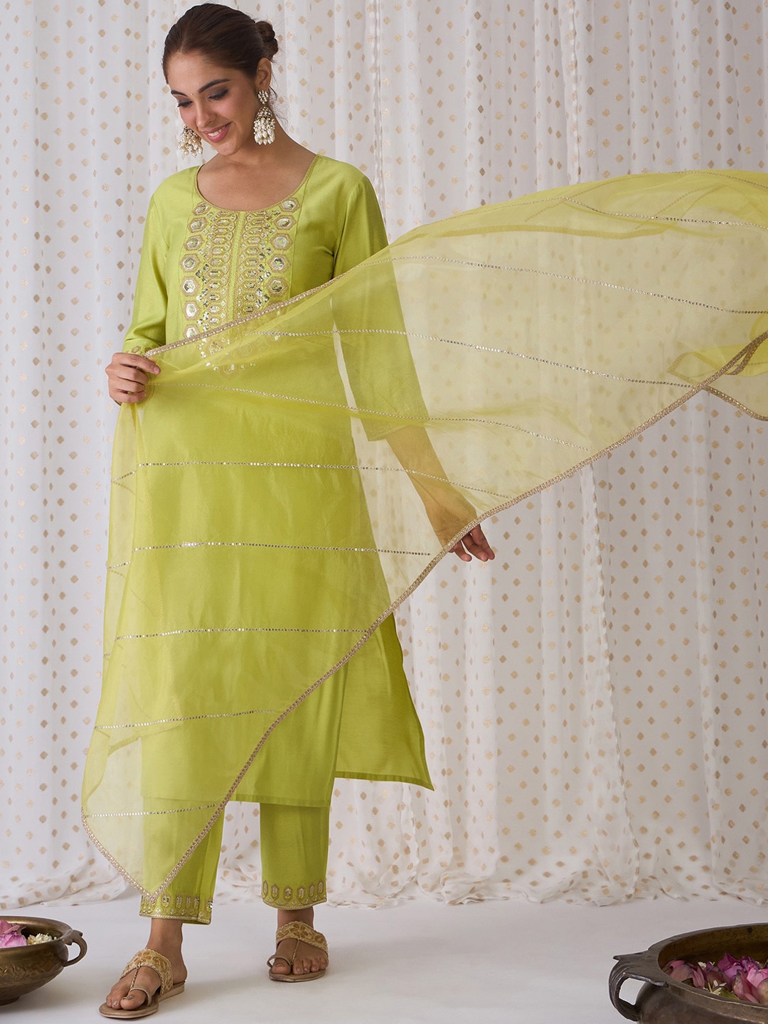 Indo Era Geometric Embroidered Round Neck Liva Straight Kurta with Trousers & Dupatta, Olive
Indo Era Geometric Embroidered Round Neck Liva Straight Kurta with Trousers & Dupatta, Olive