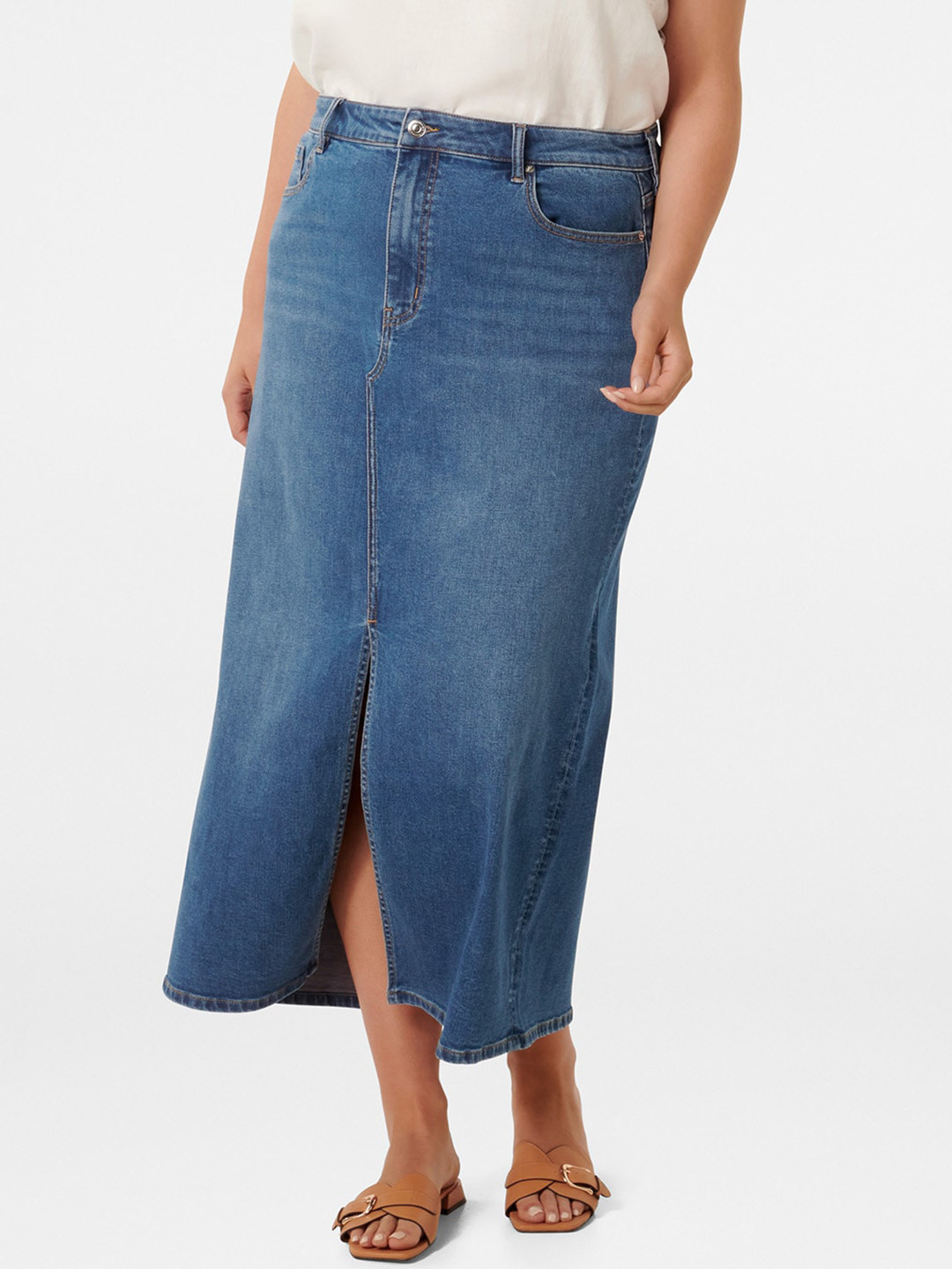 Forever New Demin Front Slit Maxi Skirt, Navy blue
Forever New Demin Front Slit Maxi Skirt, Navy blue