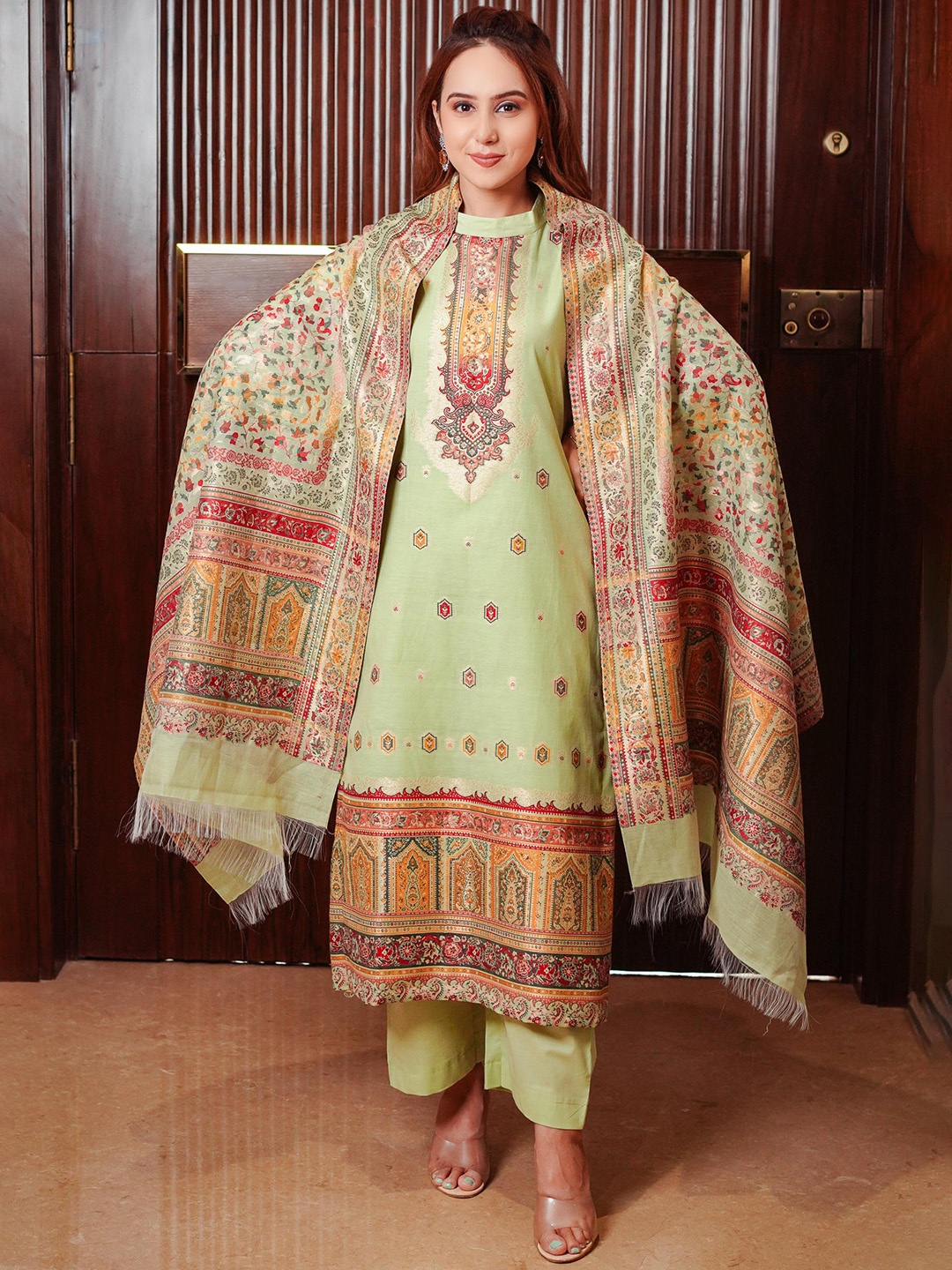 KIDAR Ethnic Motifs Yoke Design Cotton Silk Kurta With Trousers & Dupatta, Green
KIDAR Ethnic Motifs Yoke Design Cotton Silk Kurta With Trousers & Dupatta, Green