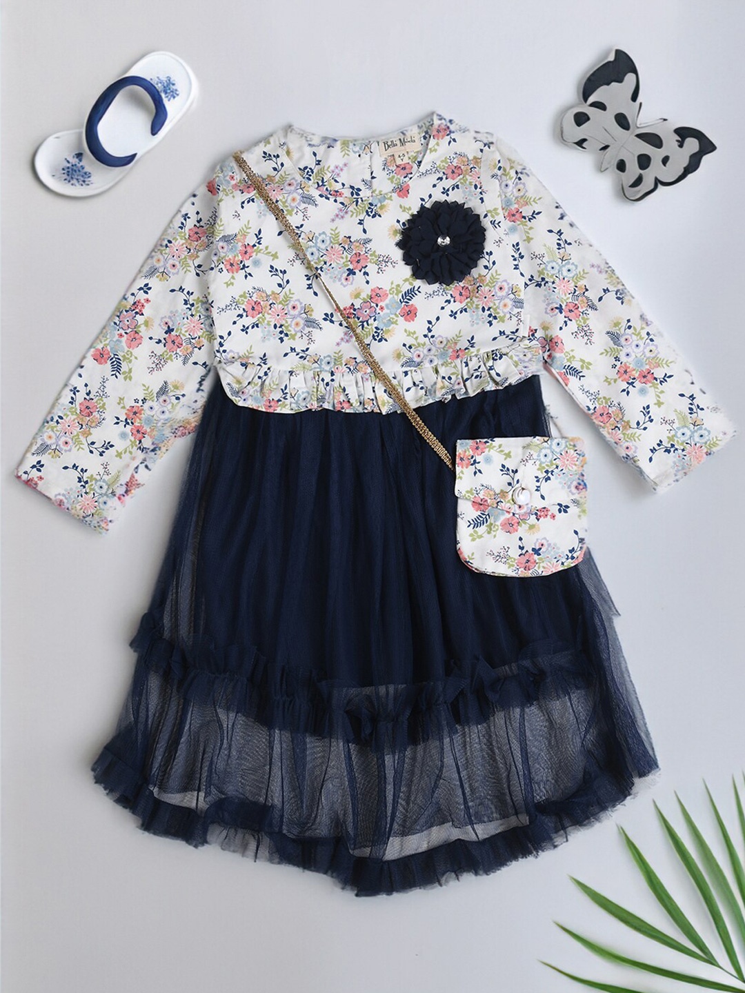 Bella Moda Girls Floral Printed Round Neck Long Sleeves Pure Cotton Fit & Flare Dress, White
Bella Moda Girls Floral Printed Round Neck Long Sleeves Pure Cotton Fit & Flare Dress, White
