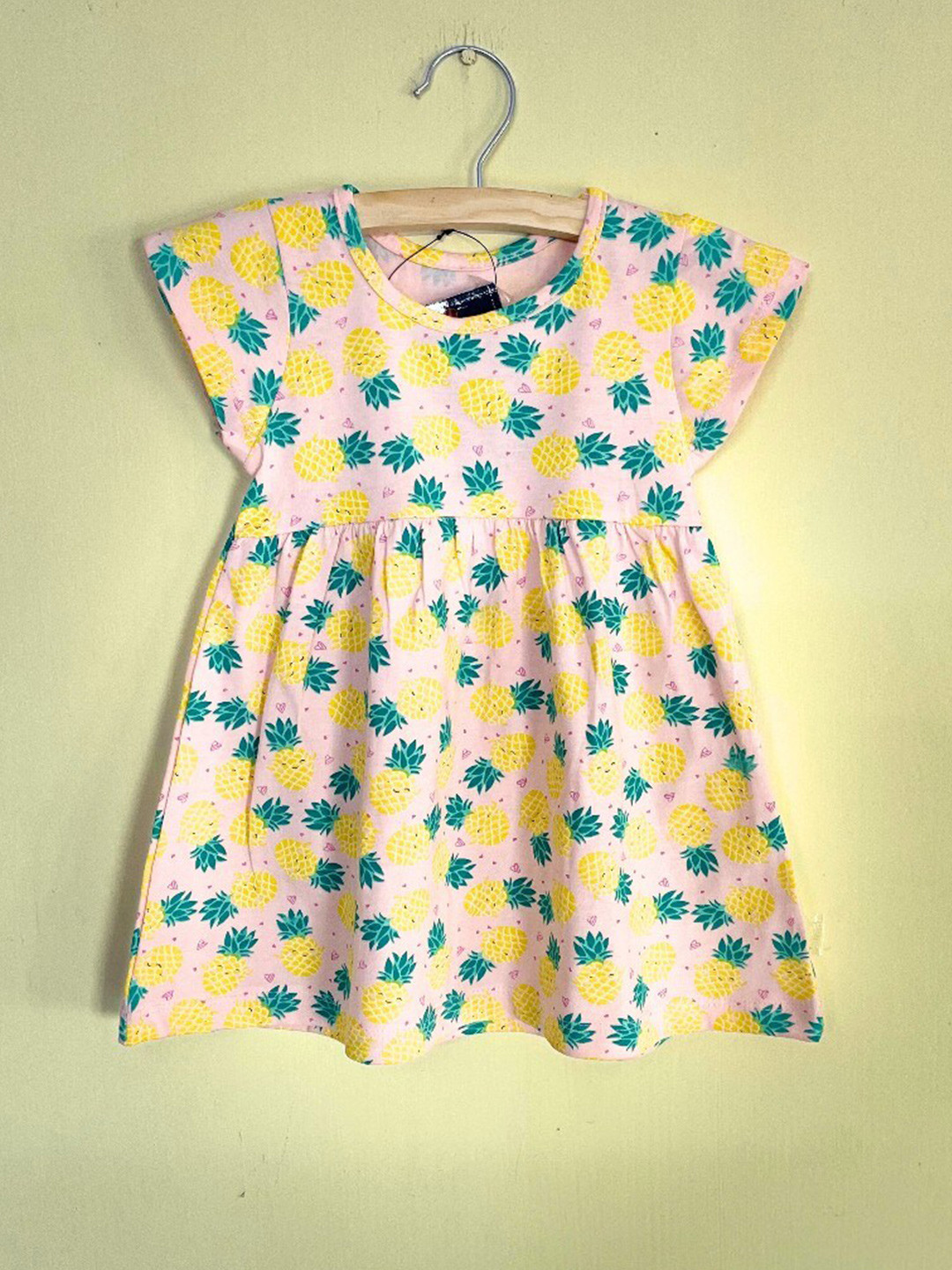 BAESD Girls Floral Print Round Neck Short Cap Sleeves Cotton Fit & Flare Dress, Yellow
BAESD Girls Floral Print Round Neck Short Cap Sleeves Cotton Fit & Flare Dress, Yellow