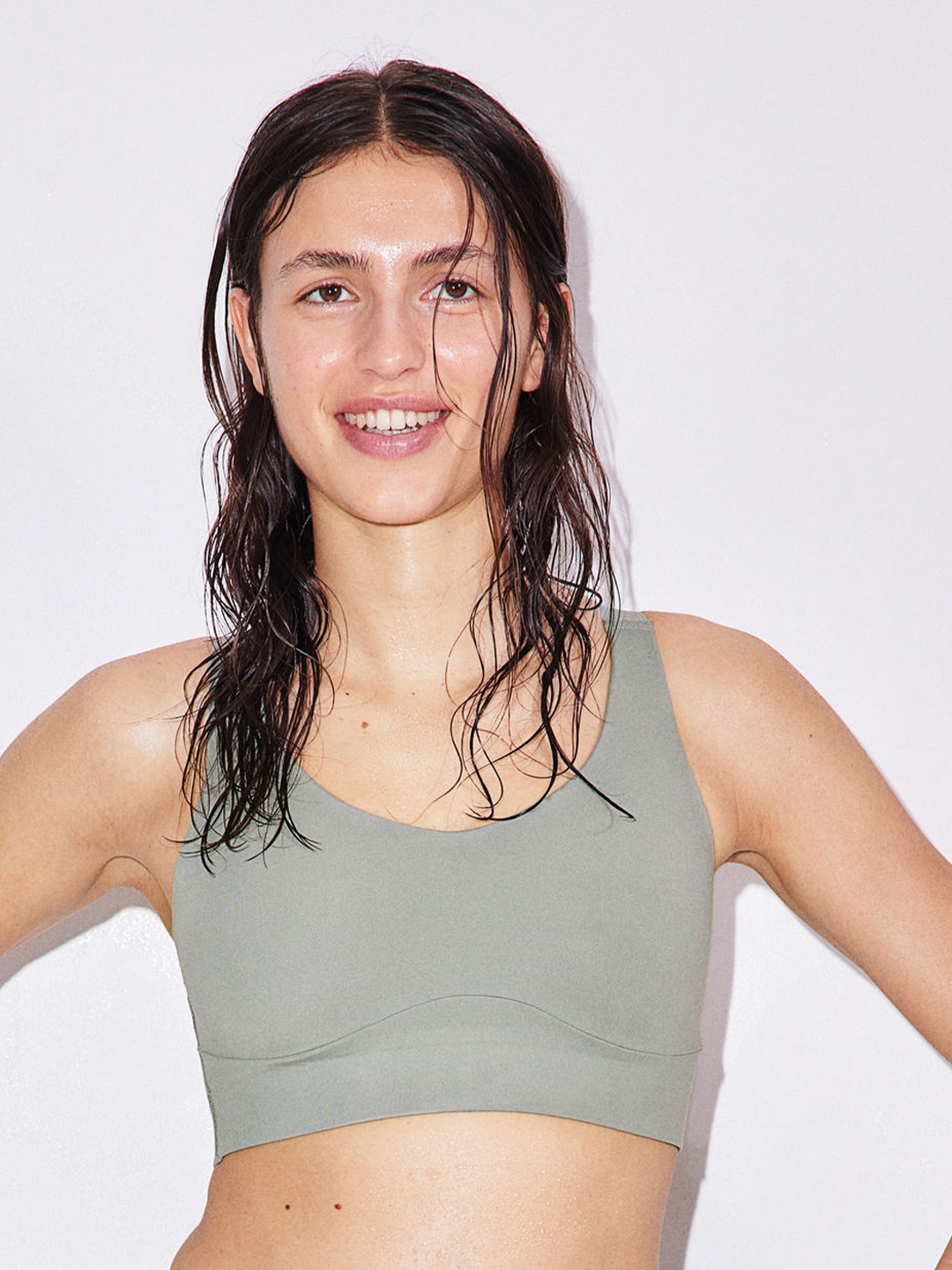 H&M DryMove High Support Sports Bra, Green