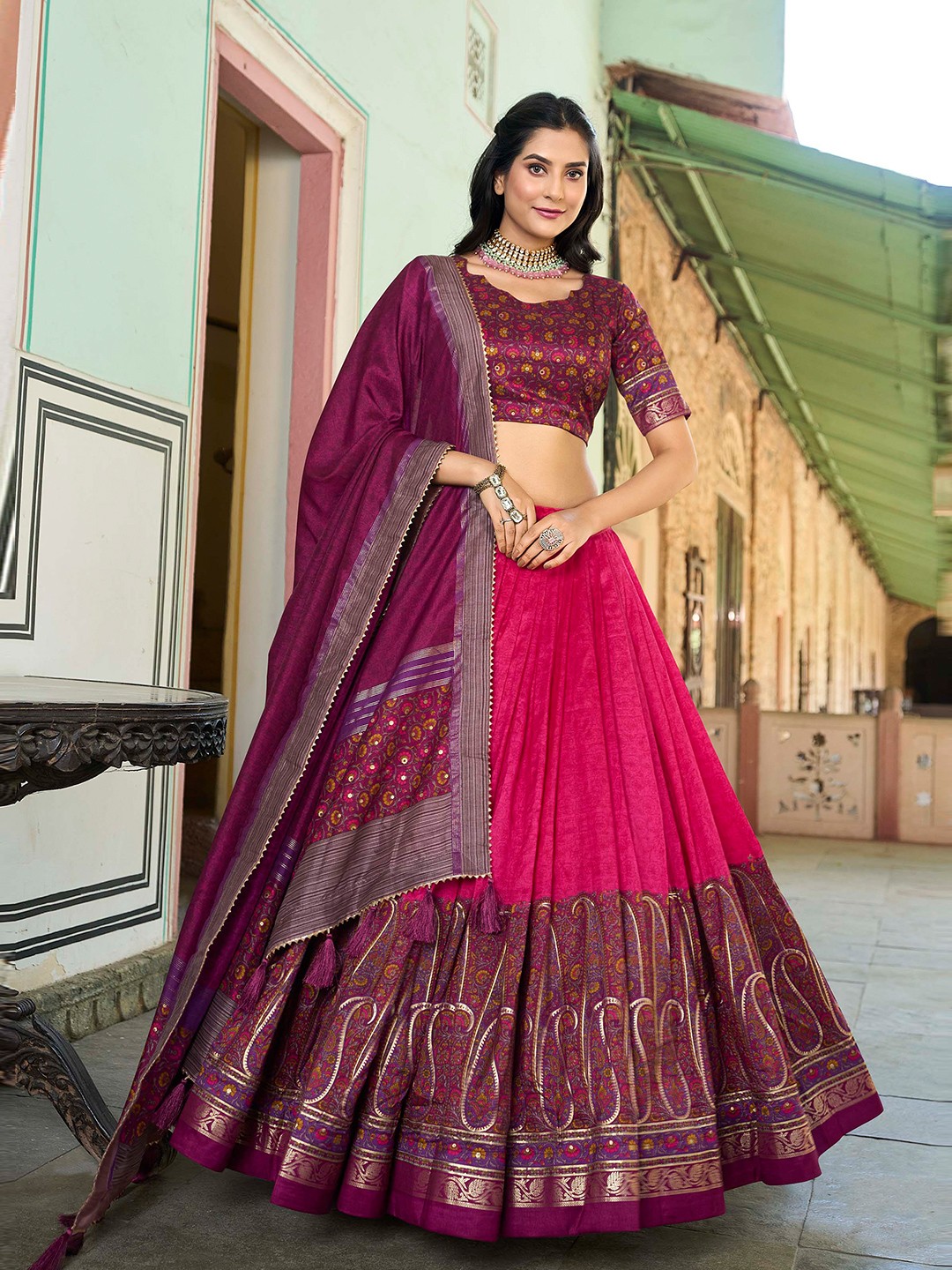 LOOKNBOOK ART Printed Foil Print Semi-Stitched Lehenga & Unstitched Blouse With Dupatta, Pink
LOOKNBOOK ART Printed Foil Print Semi-Stitched Lehenga & Unstitched Blouse With Dupatta, Pink