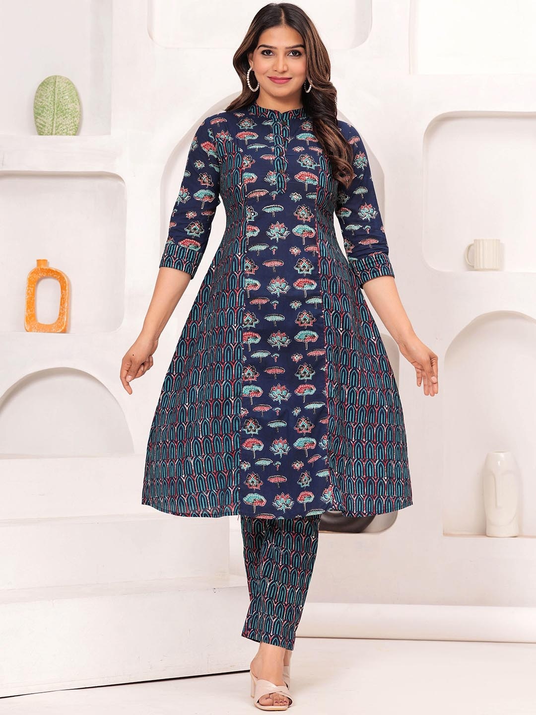 UNBIND Ethnic Motifs Printed Thread Work Pure Cotton Panelled A-Line Kurta With Trousers, Navy blue
UNBIND Ethnic Motifs Printed Thread Work Pure Cotton Panelled A-Line Kurta With Trousers, Navy blue