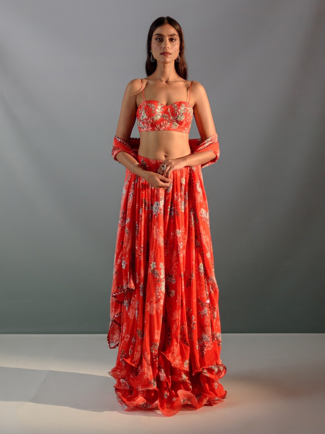 Aaryaa By Kashveen Kohli Embroidered Sequinned Ready to Wear Lehenga & Blouse With Dupatta, Red
Aaryaa By Kashveen Kohli Embroidered Sequinned Ready to Wear Lehenga & Blouse With Dupatta, Red