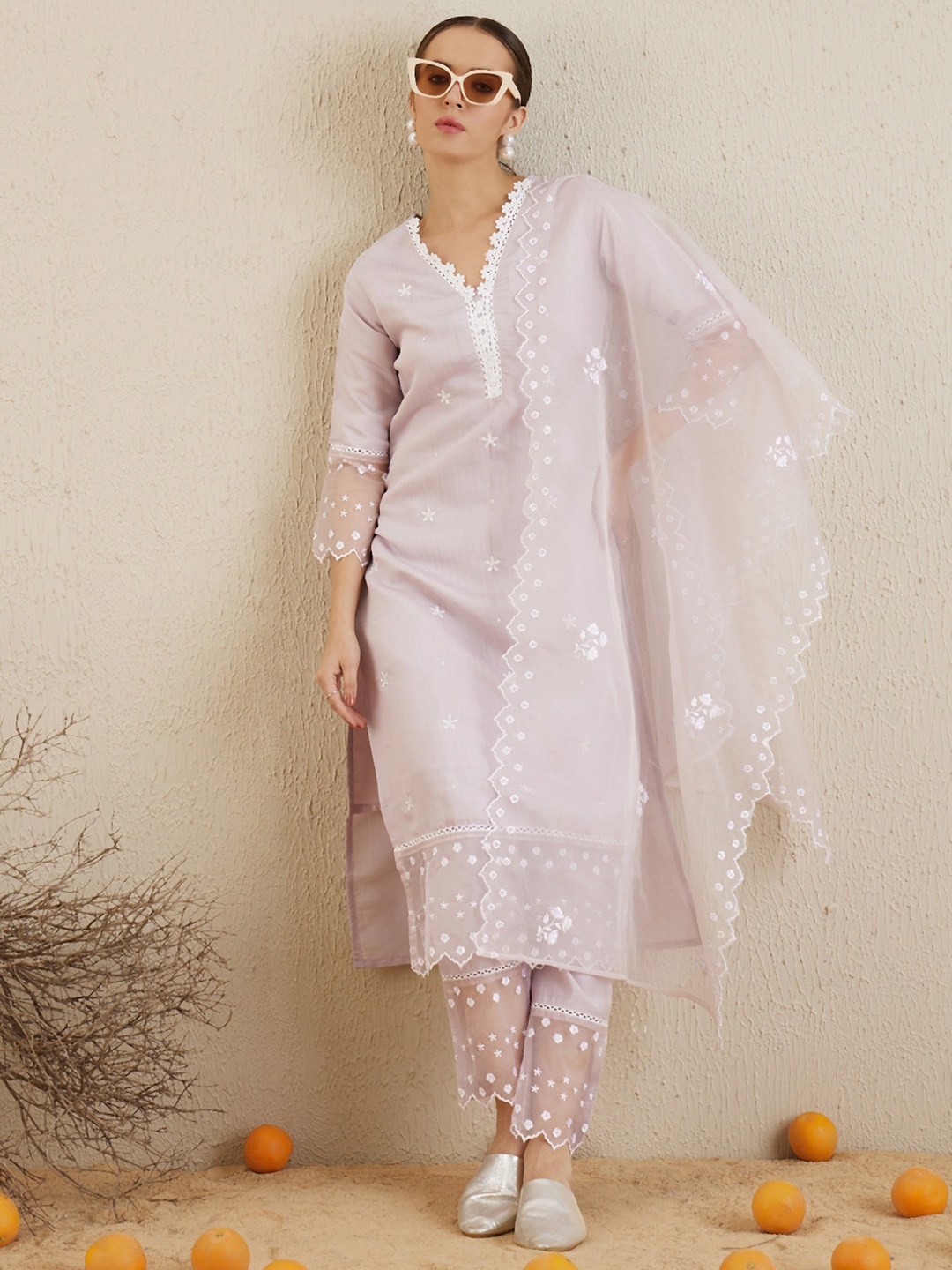 Indo Era Floral Embroidered V-Neck Thread Work Kurta with Trousers & With Dupatta, Lavender
Indo Era Floral Embroidered V-Neck Thread Work Kurta with Trousers & With Dupatta, Lavender