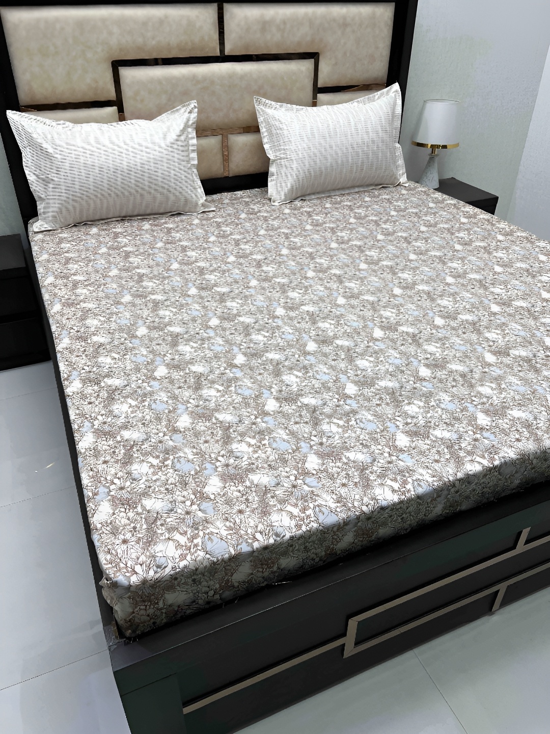Pure Decor Cotton King Size Double Bed Bedsheet With 2 Pillow Covers 2.74m X 2.74m, Brown
Pure Decor Cotton King Size Double Bed Bedsheet With 2 Pillow Covers 2.74m X 2.74m, Brown
