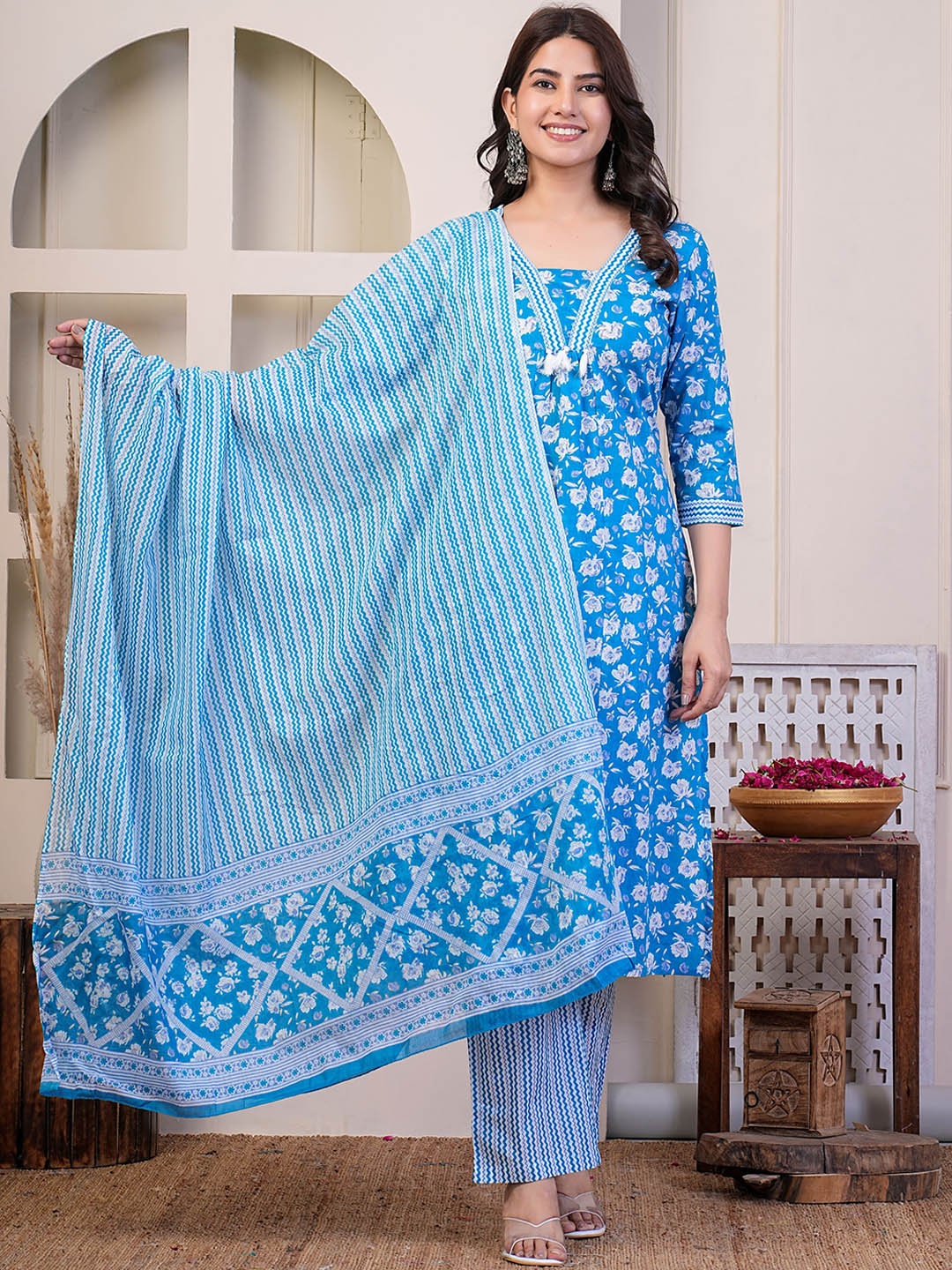 SIGNORIA V Neck Floral Printed Thread Work Pure Cotton Kurta with Trouser & Dupatta, Blue
SIGNORIA V Neck Floral Printed Thread Work Pure Cotton Kurta with Trouser & Dupatta, Blue