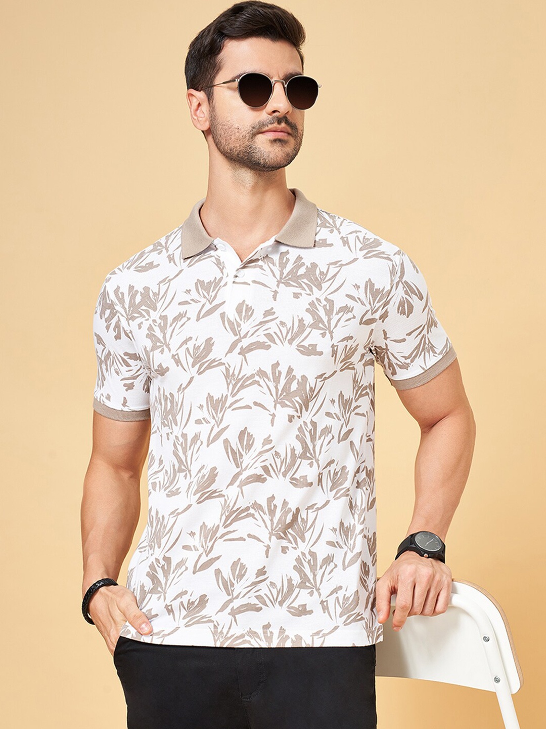 BYFORD by Pantaloons Men Floral Printed Polo Collar Tropical Pockets Slim Fit T-shirt, White
BYFORD by Pantaloons Men Floral Printed Polo Collar Tropical Pockets Slim Fit T-shirt, White
