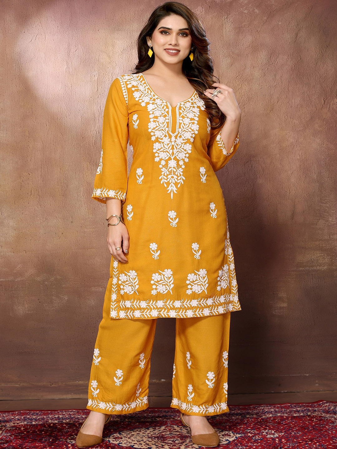 FABMORA Floral Embroidered Round Neck Chikankari Straight Kurta with Palazzos, Mustard
FABMORA Floral Embroidered Round Neck Chikankari Straight Kurta with Palazzos, Mustard