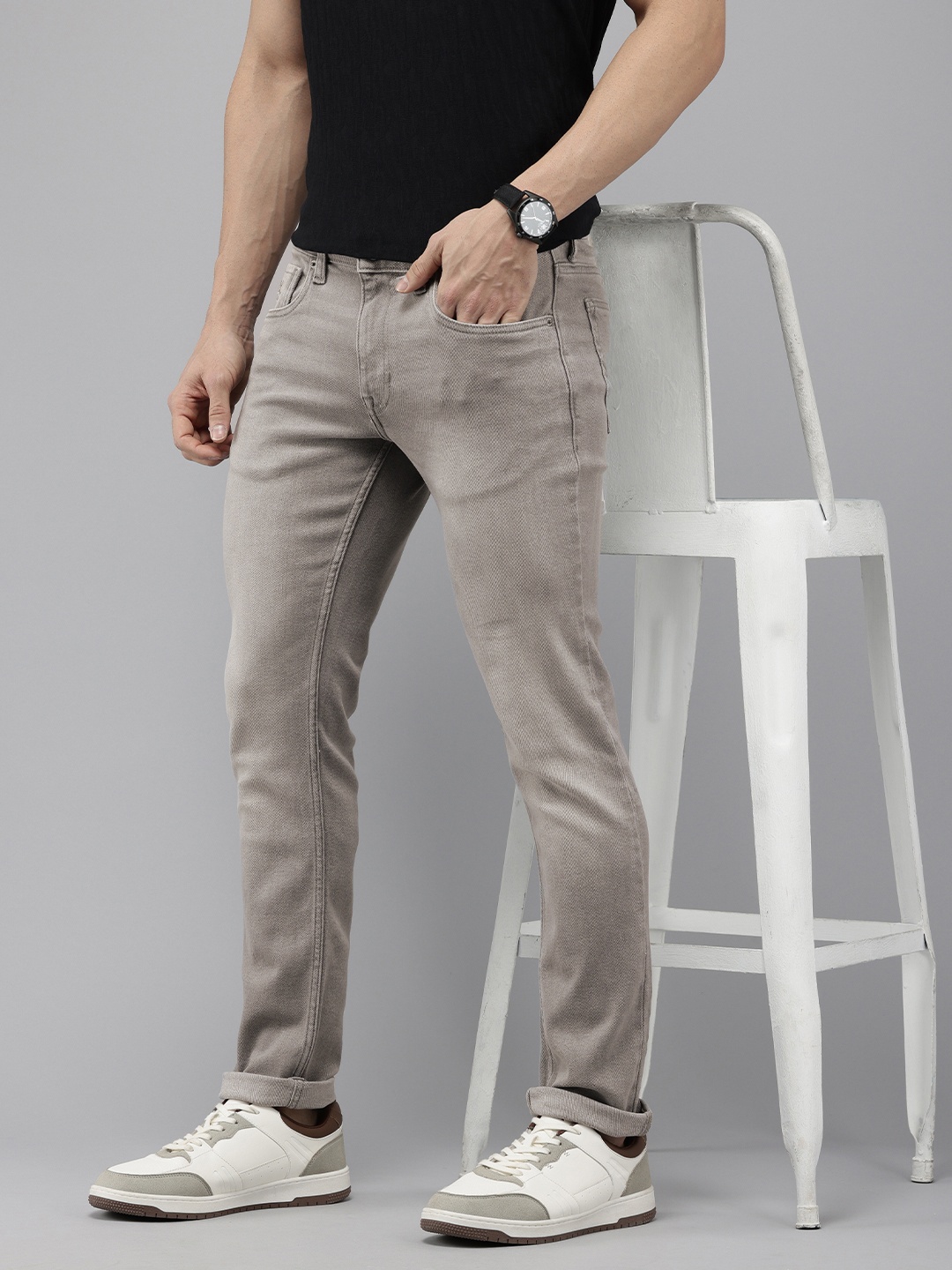 U.S. Polo Assn. Denim Co. Men Brandon Slim Tapered Fit Light Fade Stretchable Jeans, Grey
U.S. Polo Assn. Denim Co. Men Brandon Slim Tapered Fit Light Fade Stretchable Jeans, Grey