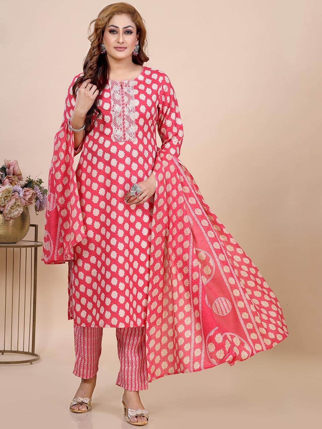 Amchoor Floral Printed Round Neck Sequinned Thread Work Kurta with Trouser & Dupatta, Pink
Amchoor Floral Printed Round Neck Sequinned Thread Work Kurta with Trouser & Dupatta, Pink