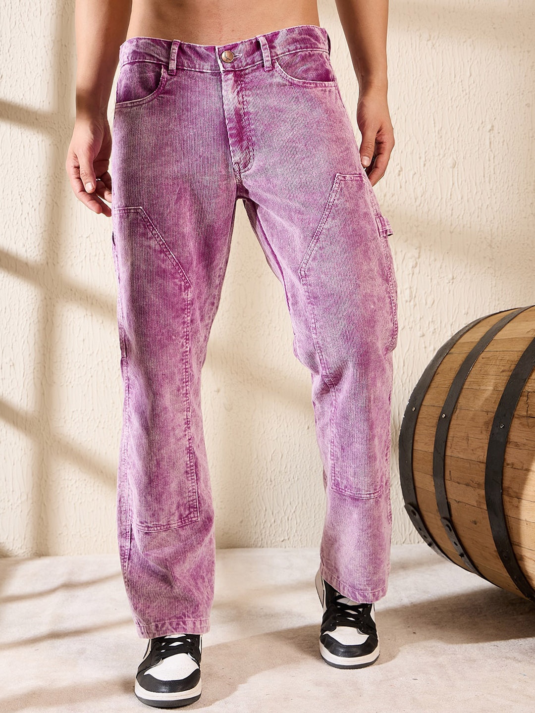 FUGAZEE Men Relaxed Straight Leg Straight Fit High-Rise Cotton Regular Trousers, Purple
FUGAZEE Men Relaxed Straight Leg Straight Fit High-Rise Cotton Regular Trousers, Purple