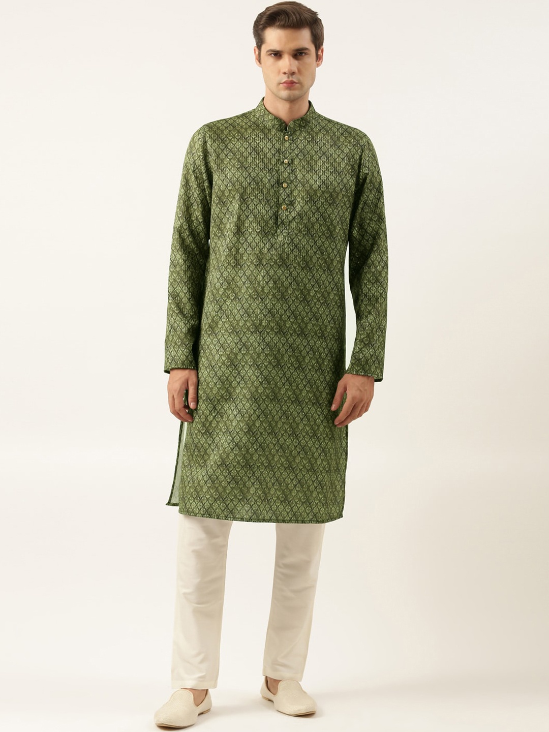 TheEthnic.Co Ethnic Motifs Printed Regular Long Sleeves Mandarin Collar Kurta with Pyjamas, Olive
TheEthnic.Co Ethnic Motifs Printed Regular Long Sleeves Mandarin Collar Kurta with Pyjamas, Olive