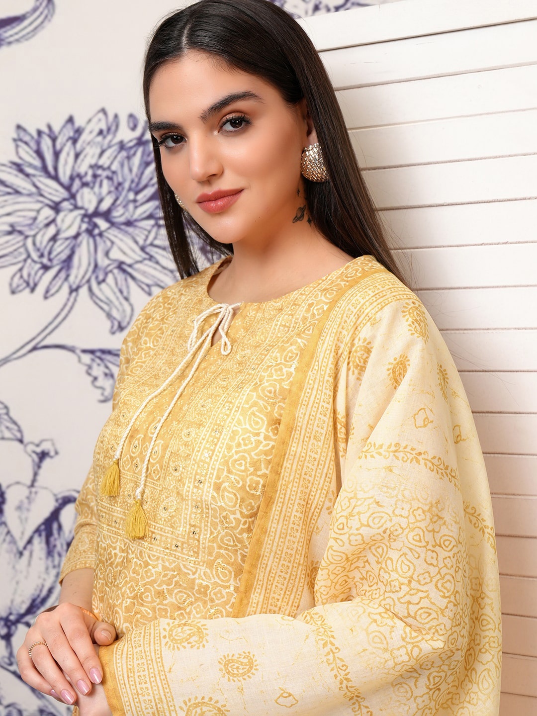 Vishudh Printed Regular Pure Cotton Kurta with Trousers & With Dupatta, Yellow
Vishudh Printed Regular Pure Cotton Kurta with Trousers & With Dupatta, Yellow