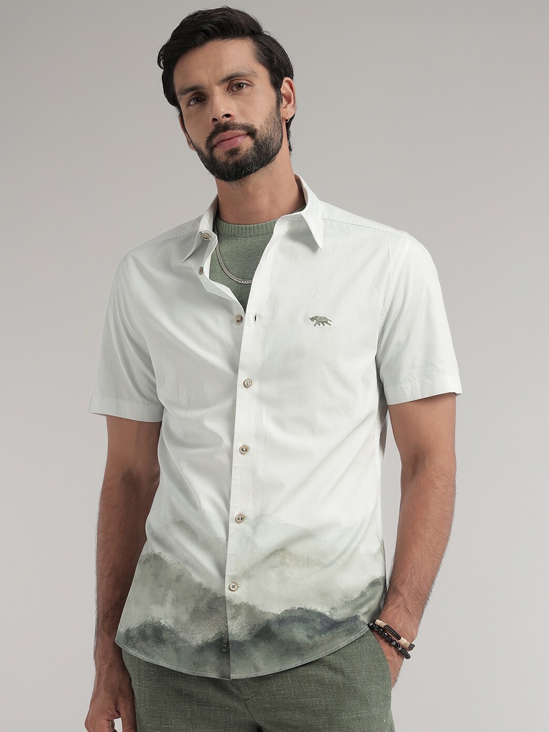 Andamen Premium Slim Fit Abstract Printed Spread Collar Short Sleeves Cotton Casual Shirt, White
Andamen Premium Slim Fit Abstract Printed Spread Collar Short Sleeves Cotton Casual Shirt, White